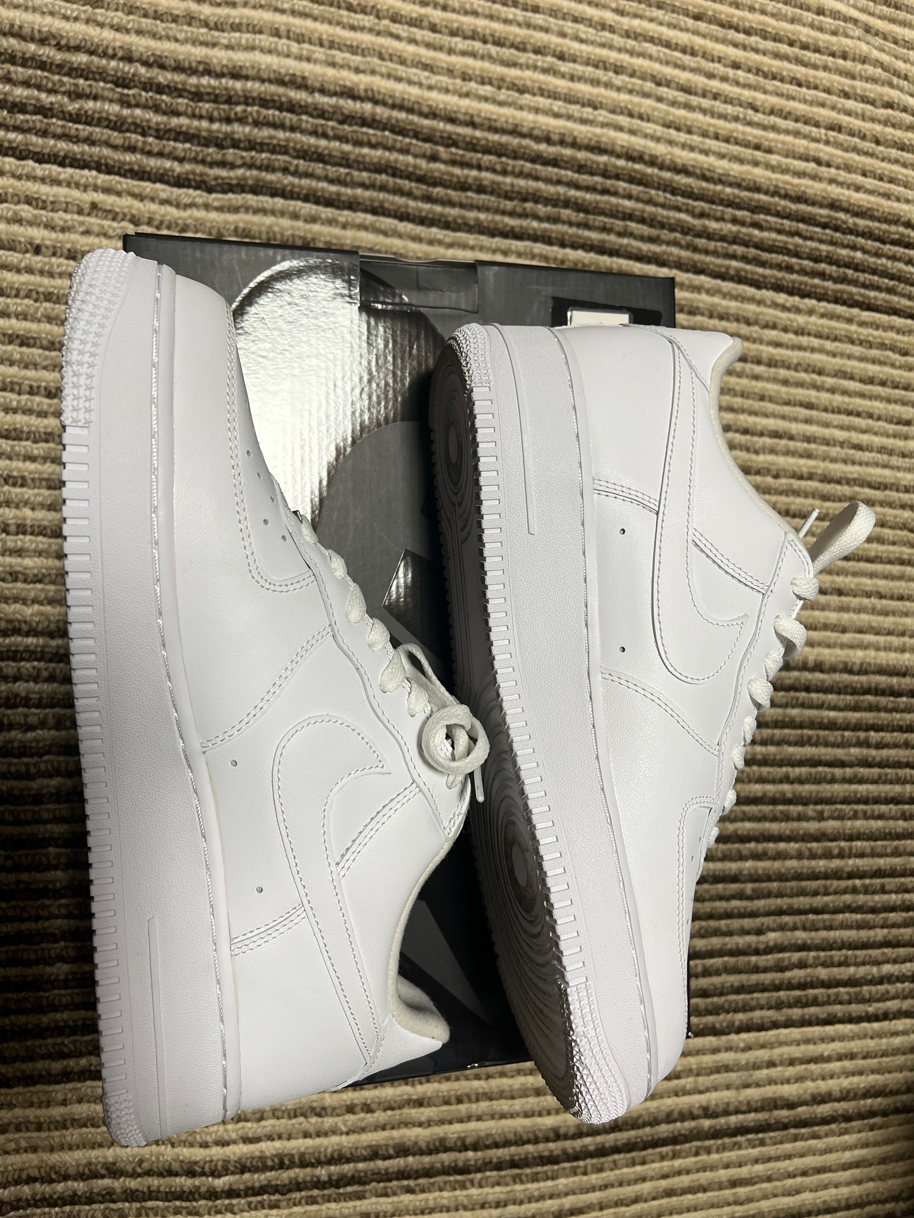 Supreme × Nike Air Force 1 Low "White"