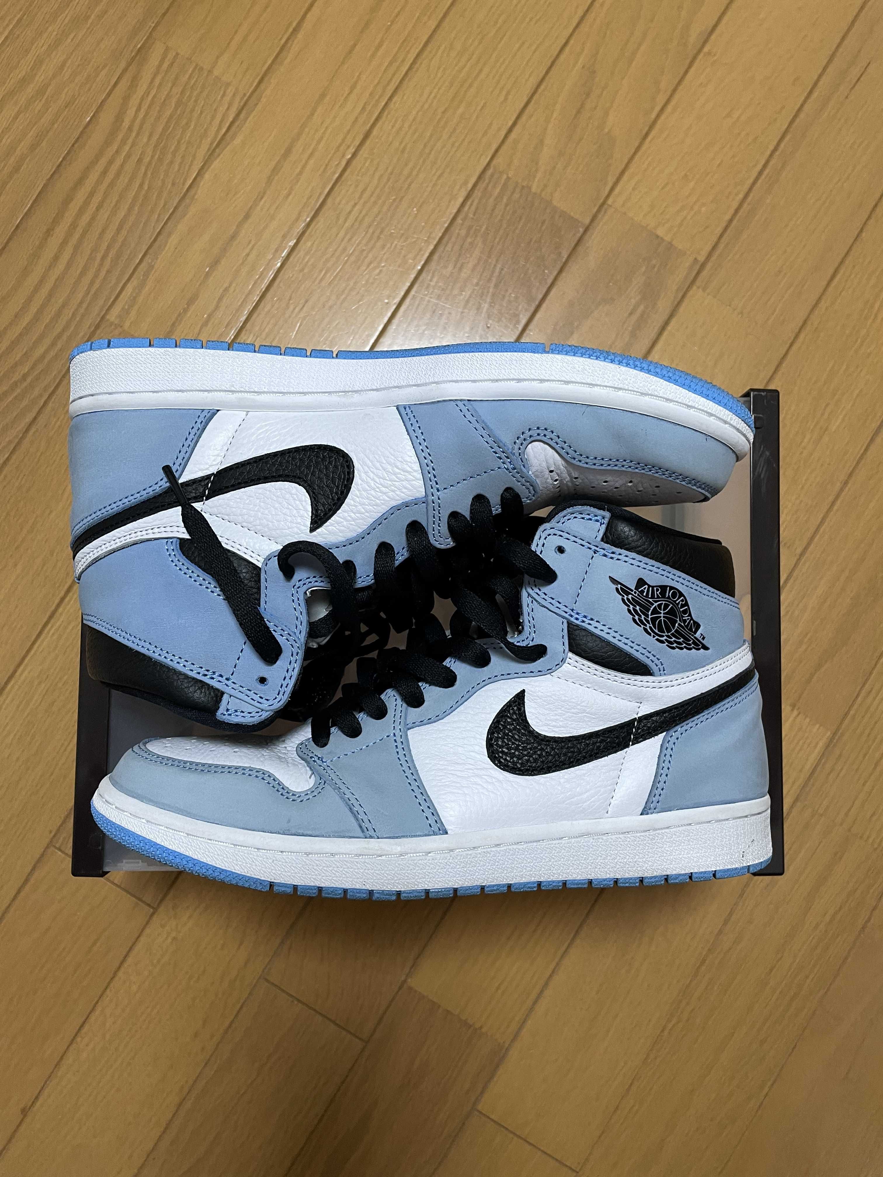 Nike Air Jordan 1 High OG "University Blue"