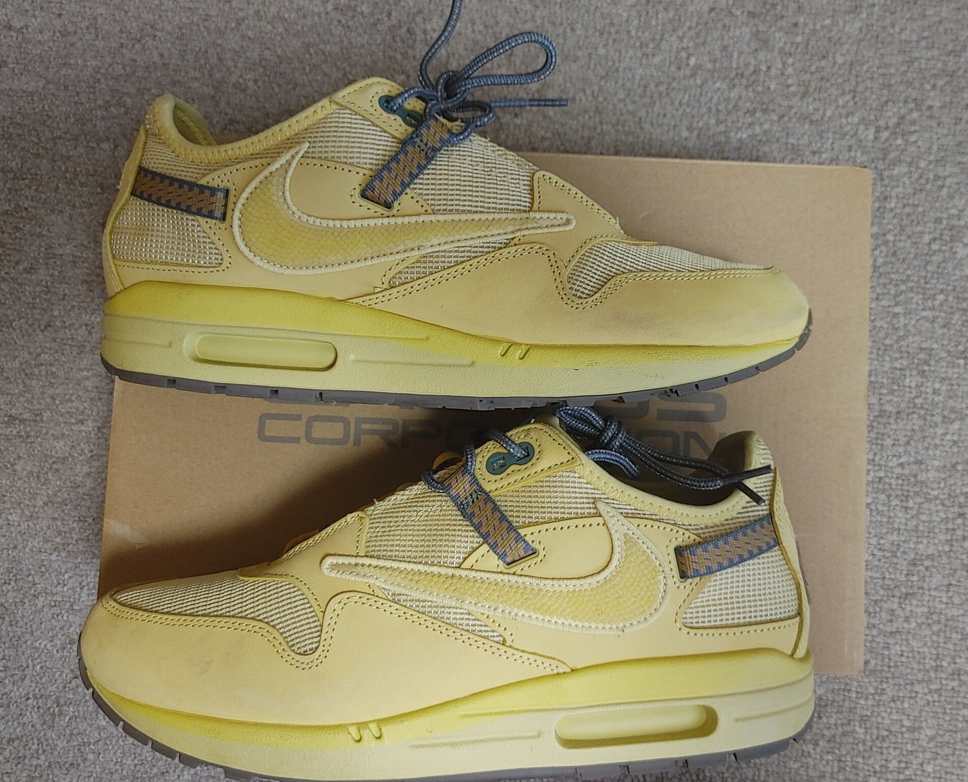 Travis Scott × Nike Air Max 1 "CACT.US Gold"