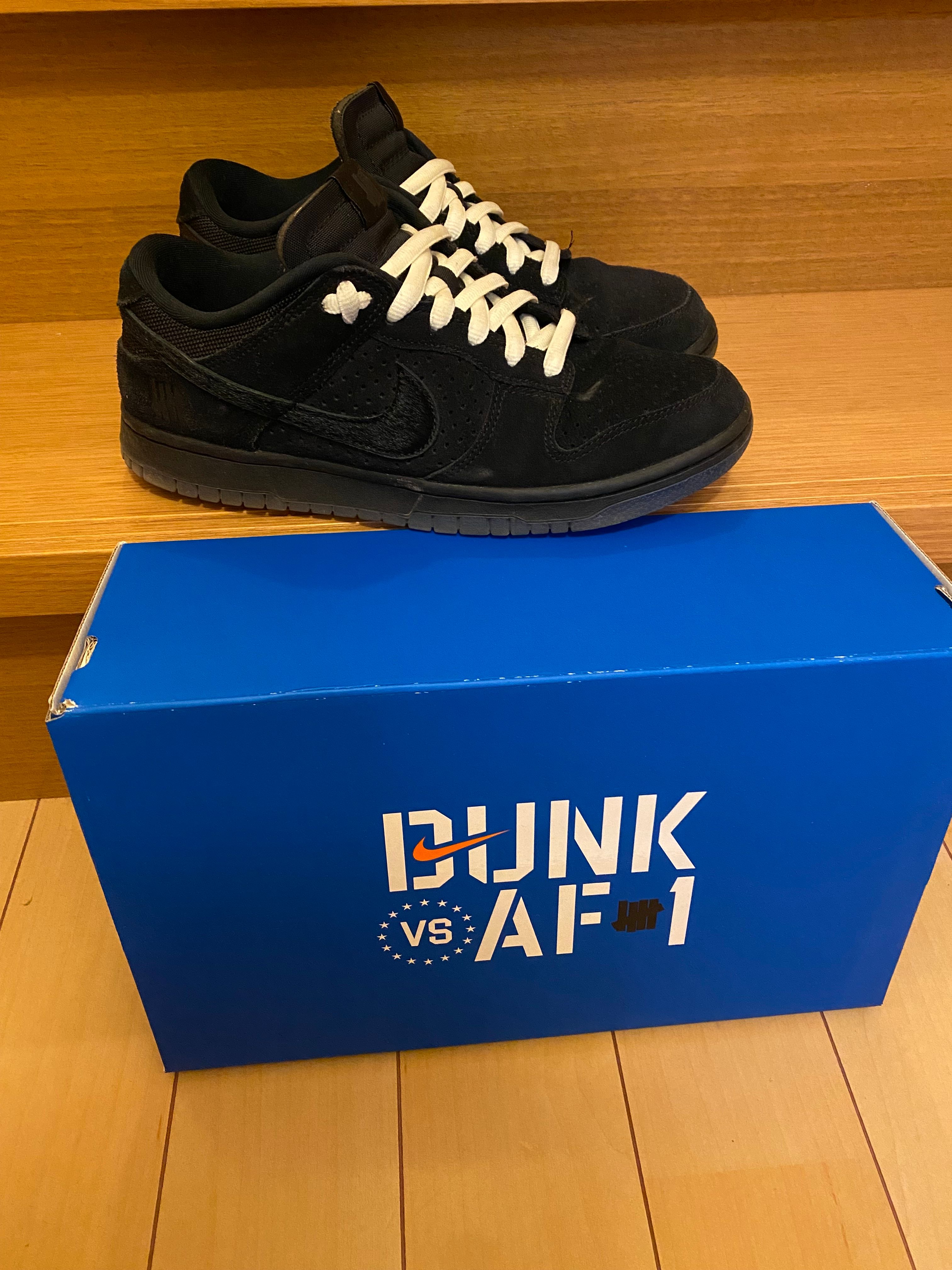 UNDEFEATED × Nike Dunk Low SP "5 ON IT"