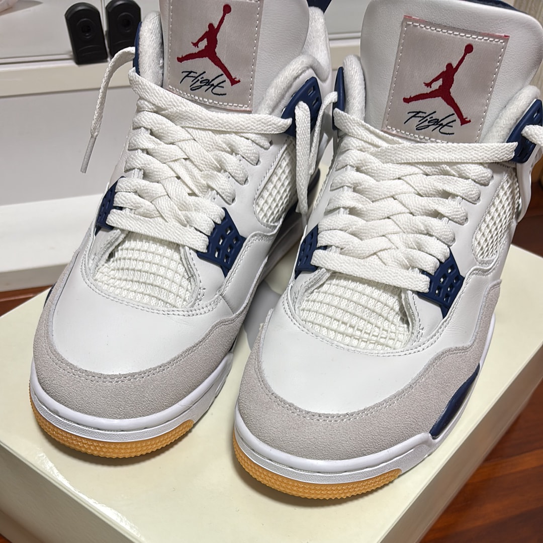 エアジョーダン4(AJ4) 人気の新作/中古通販【スニーカーダンク】