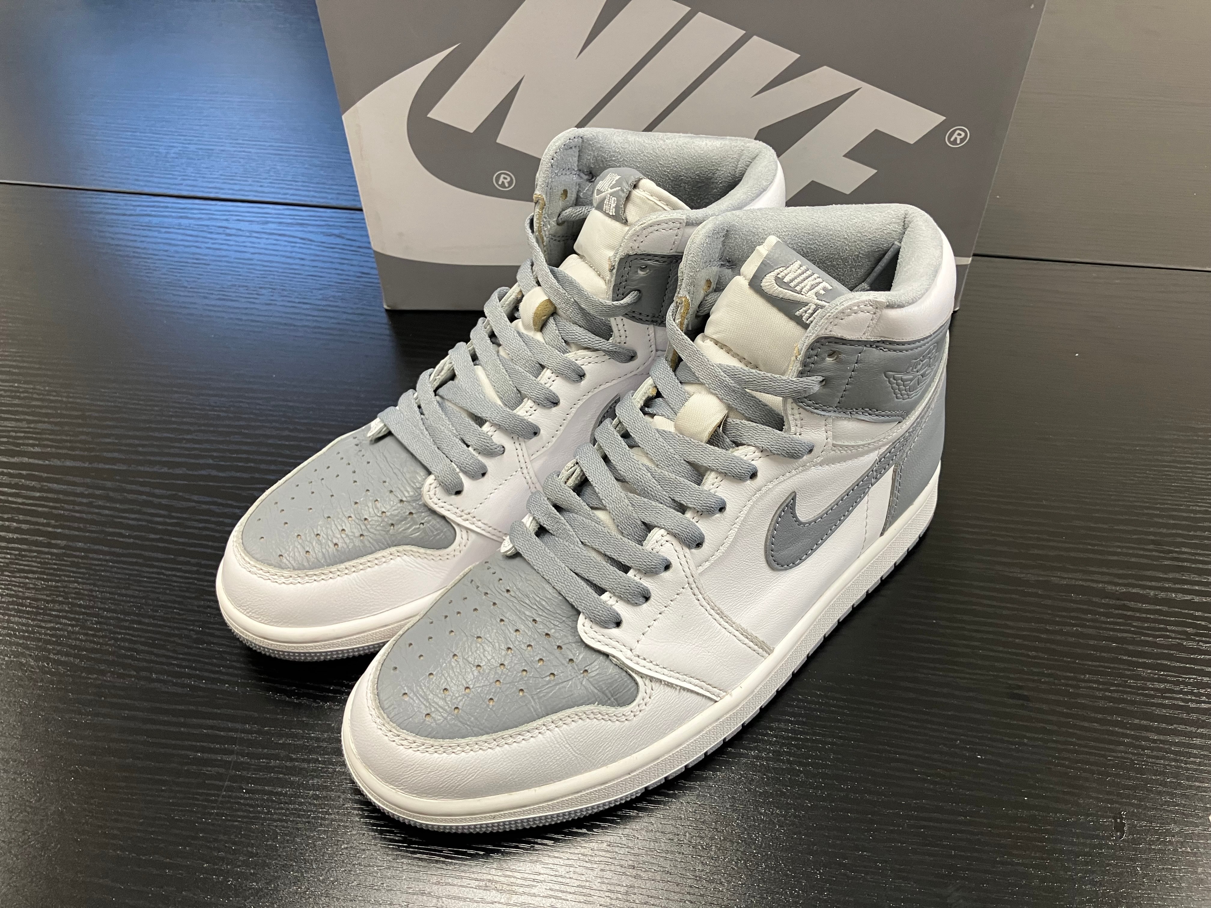 ナイキ エアジョーダン1 ハイ OG "ステルス"