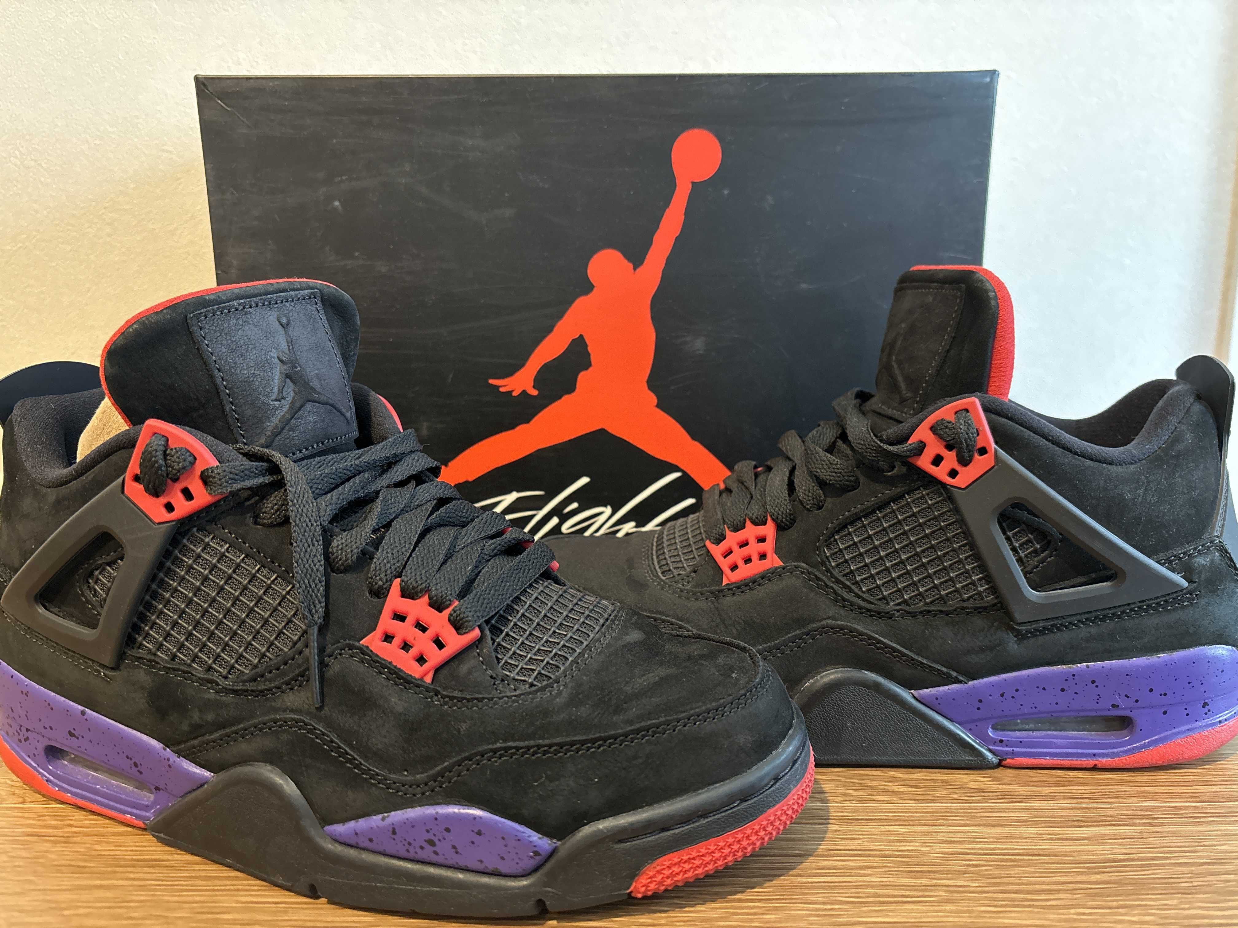 NIKE AIR JORDAN 4 RETRO "RAPTORS"