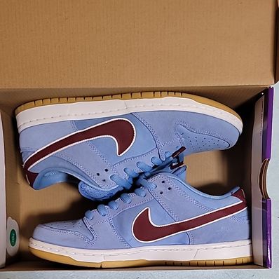Nike SB Dunk Low Pro "Philadelphia Phillies/Valor Blue and Team Maroon"