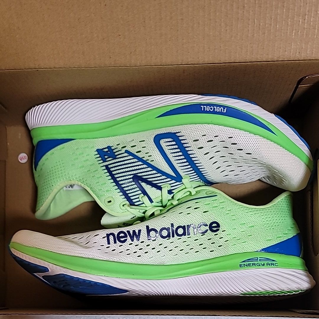 ニューバランス スーパーコンプ ペーサー LW "グリーン/ブルー"