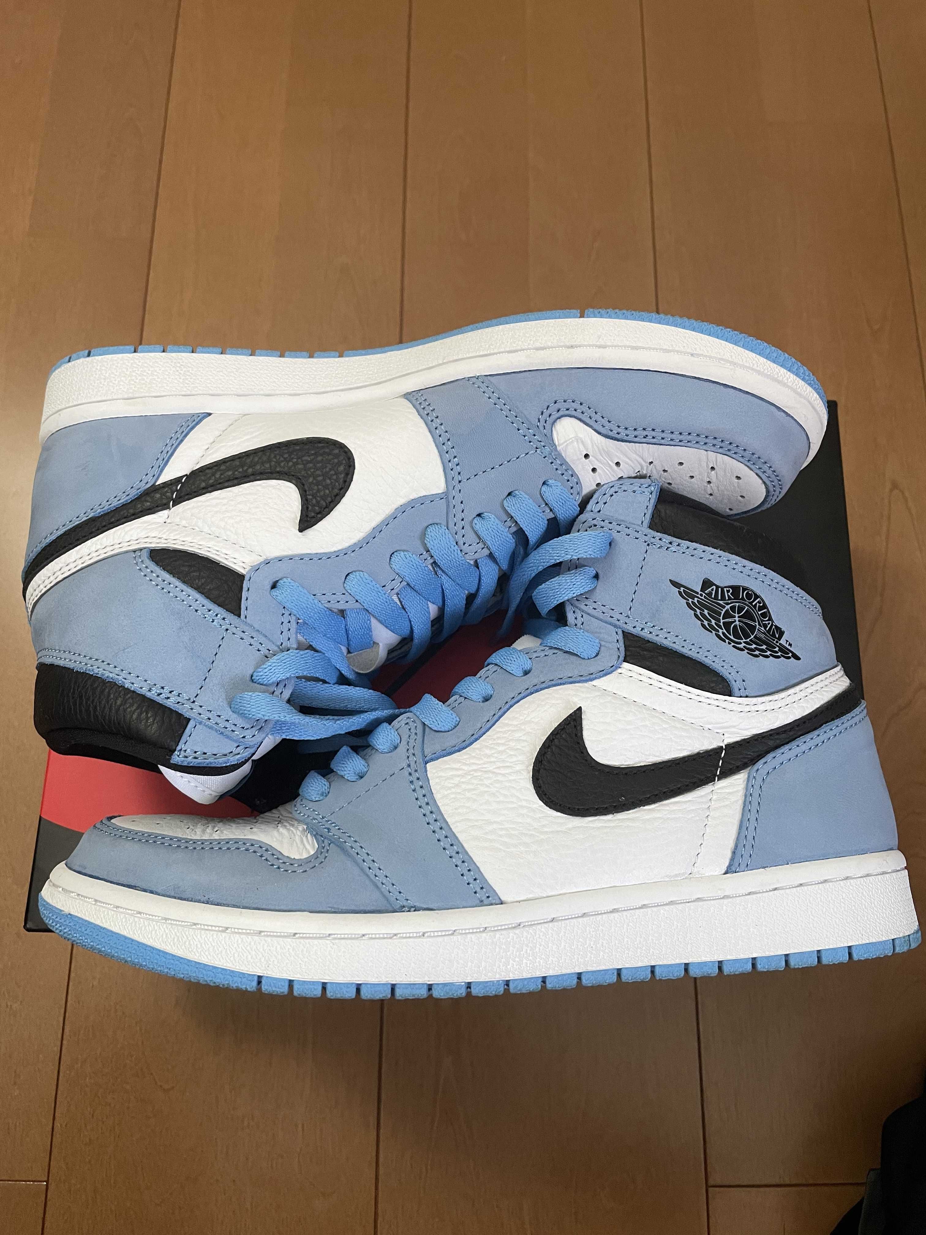 Nike Air Jordan 1 High OG "University Blue"