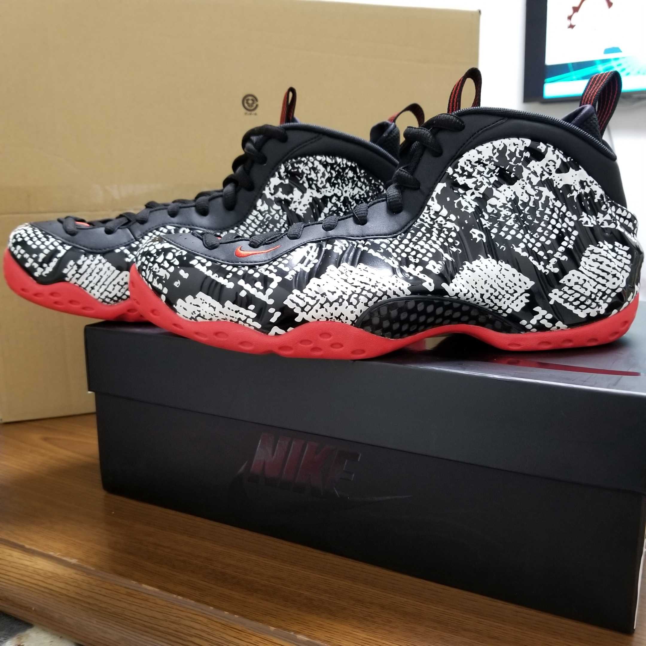 Nike Air Foamposite One "Sail/Black/Habanero Red"