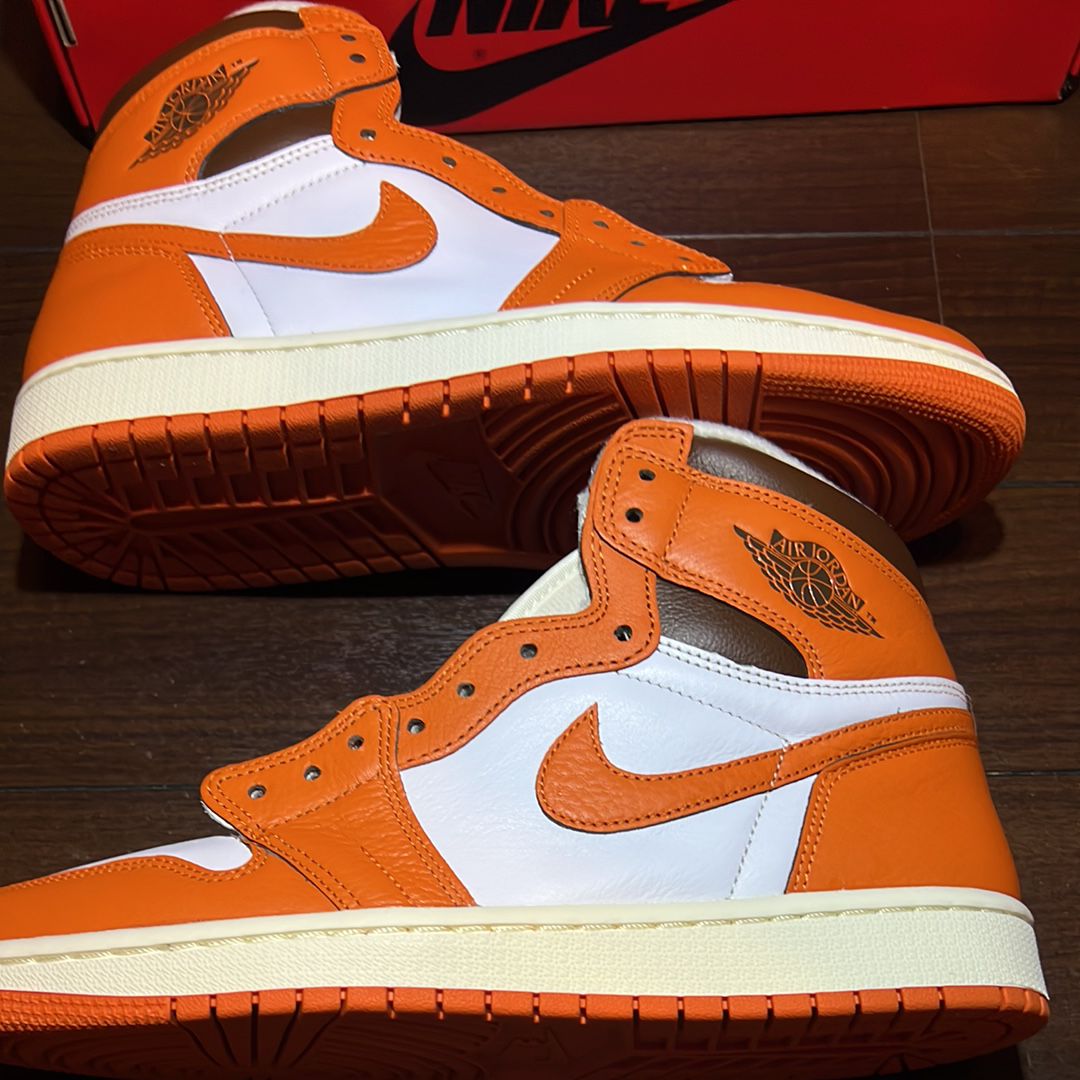 Nike Women's Air Jordan 1 High OG "Starfish"