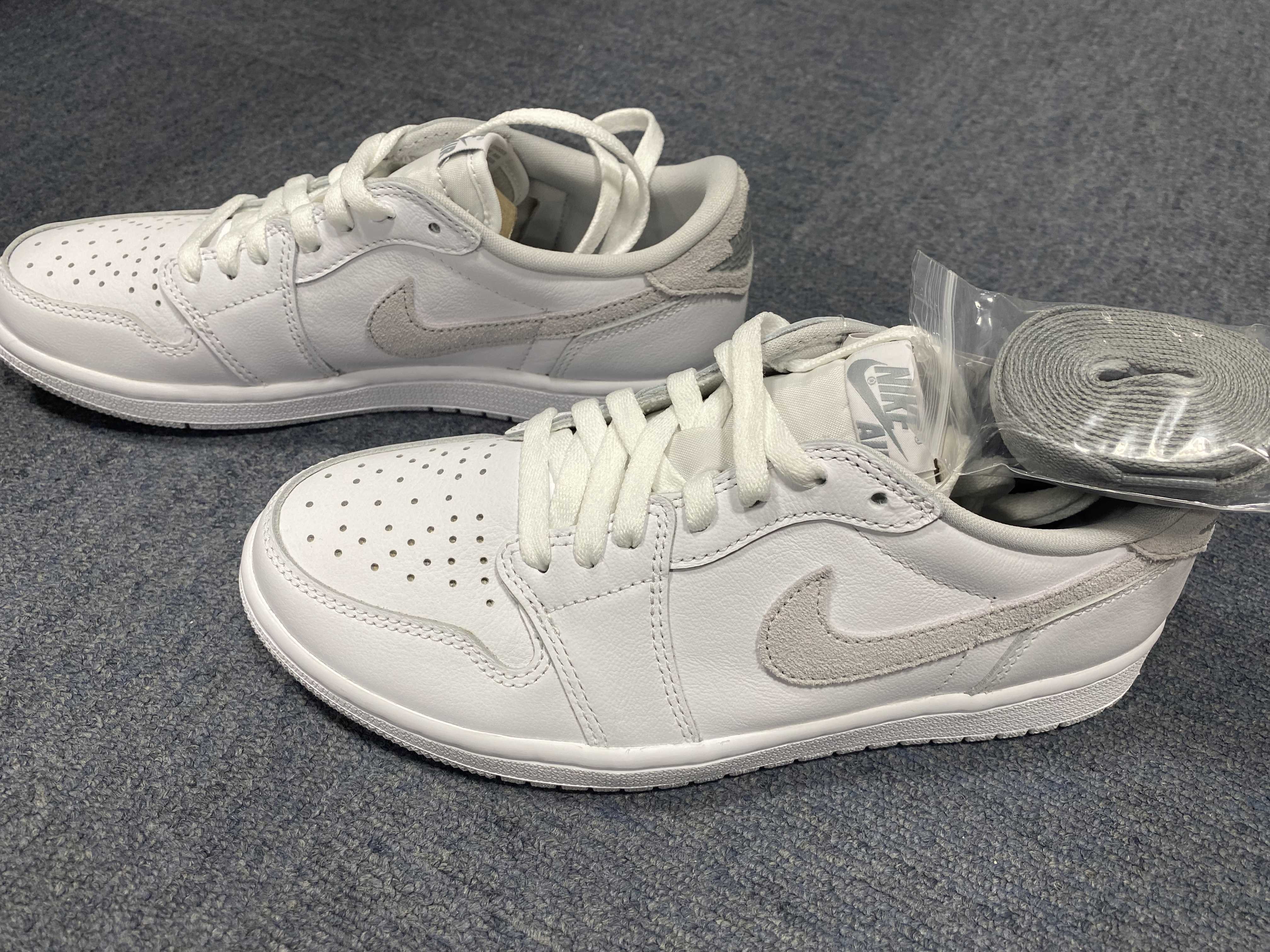 Nike Air Jordan 1 Low OG "Neutral Grey"