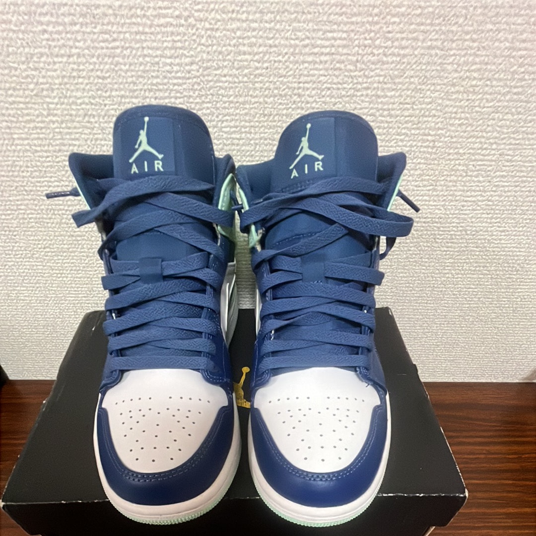 Nike Air Jordan 1 Mid "Blue Mint"