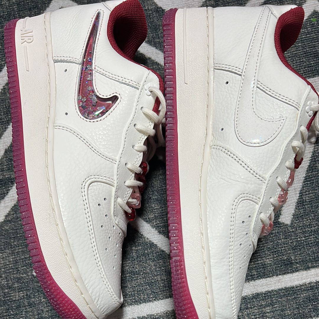 Nike Women's Air Force 1 Low "Valentine’s Day" (2024)