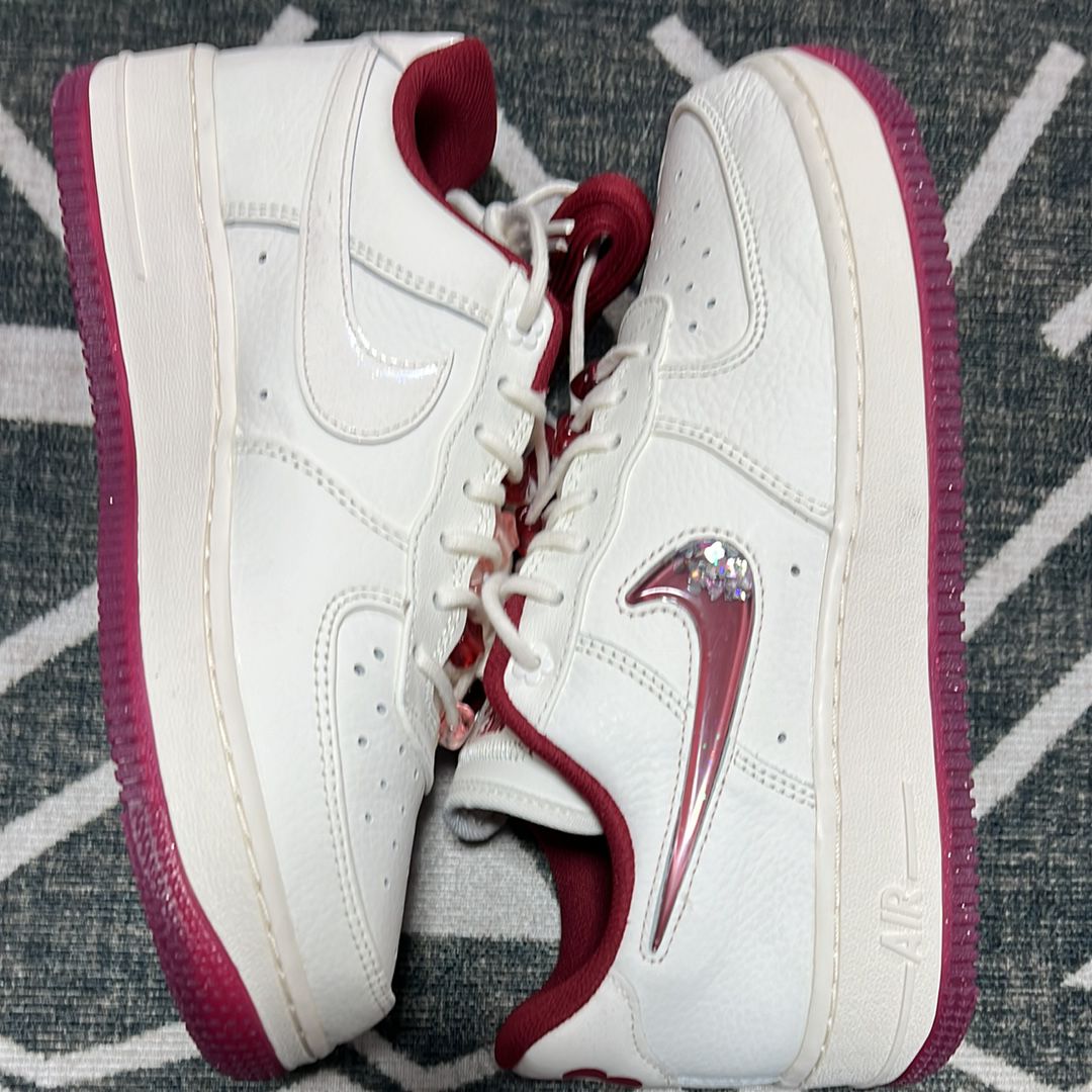 Nike Women's Air Force 1 Low "Valentine’s Day" (2024)