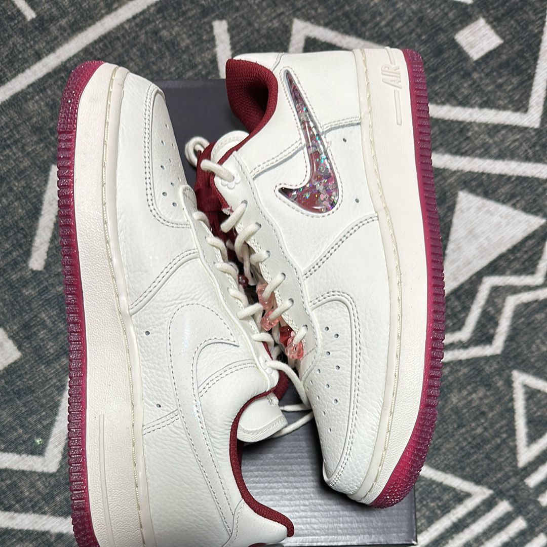 Nike Women's Air Force 1 Low "Valentine’s Day" (2024)