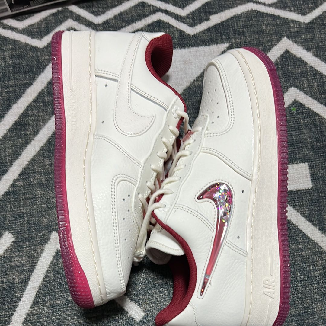 Nike Women's Air Force 1 Low "Valentine’s Day" (2024)
