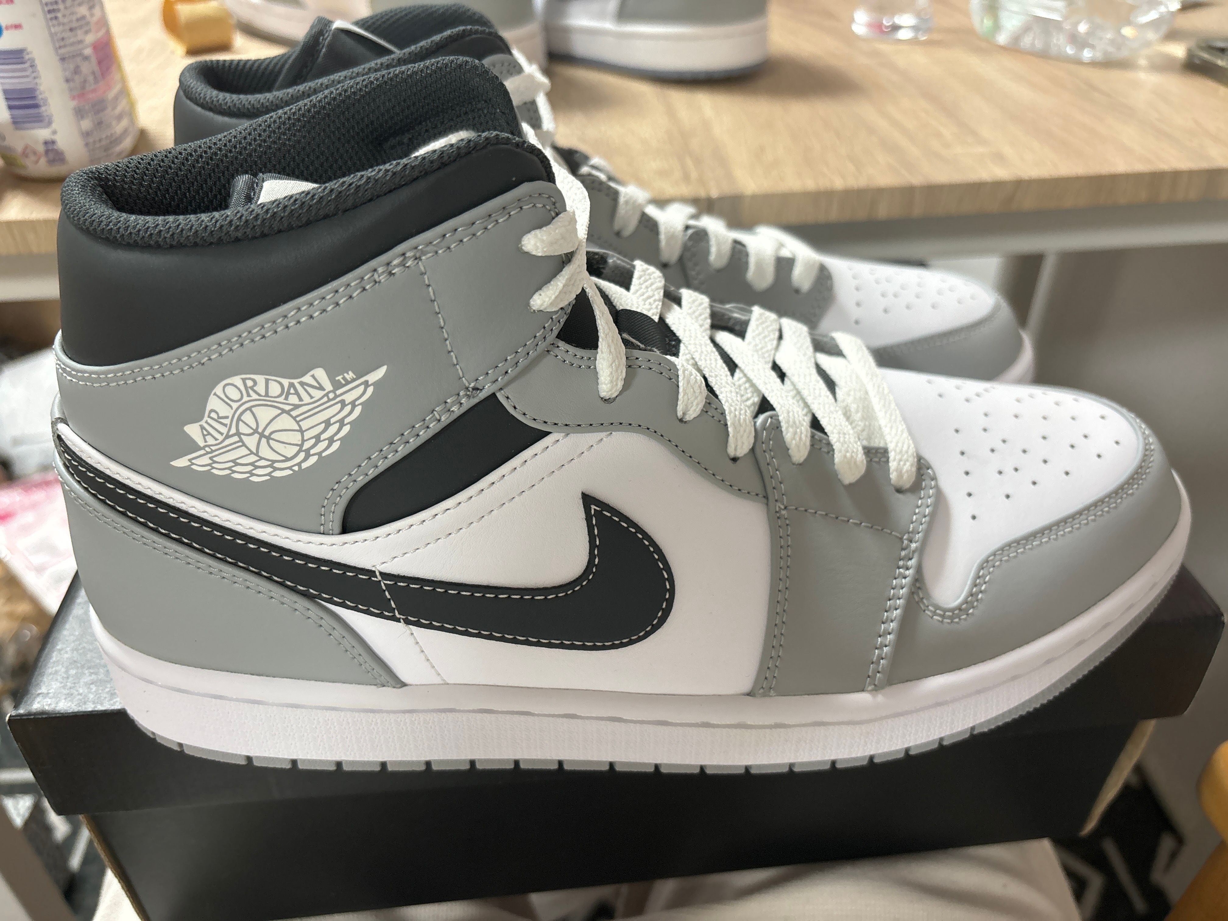 Nike Air Jordan 1 Mid "Grey White/Anthracite"