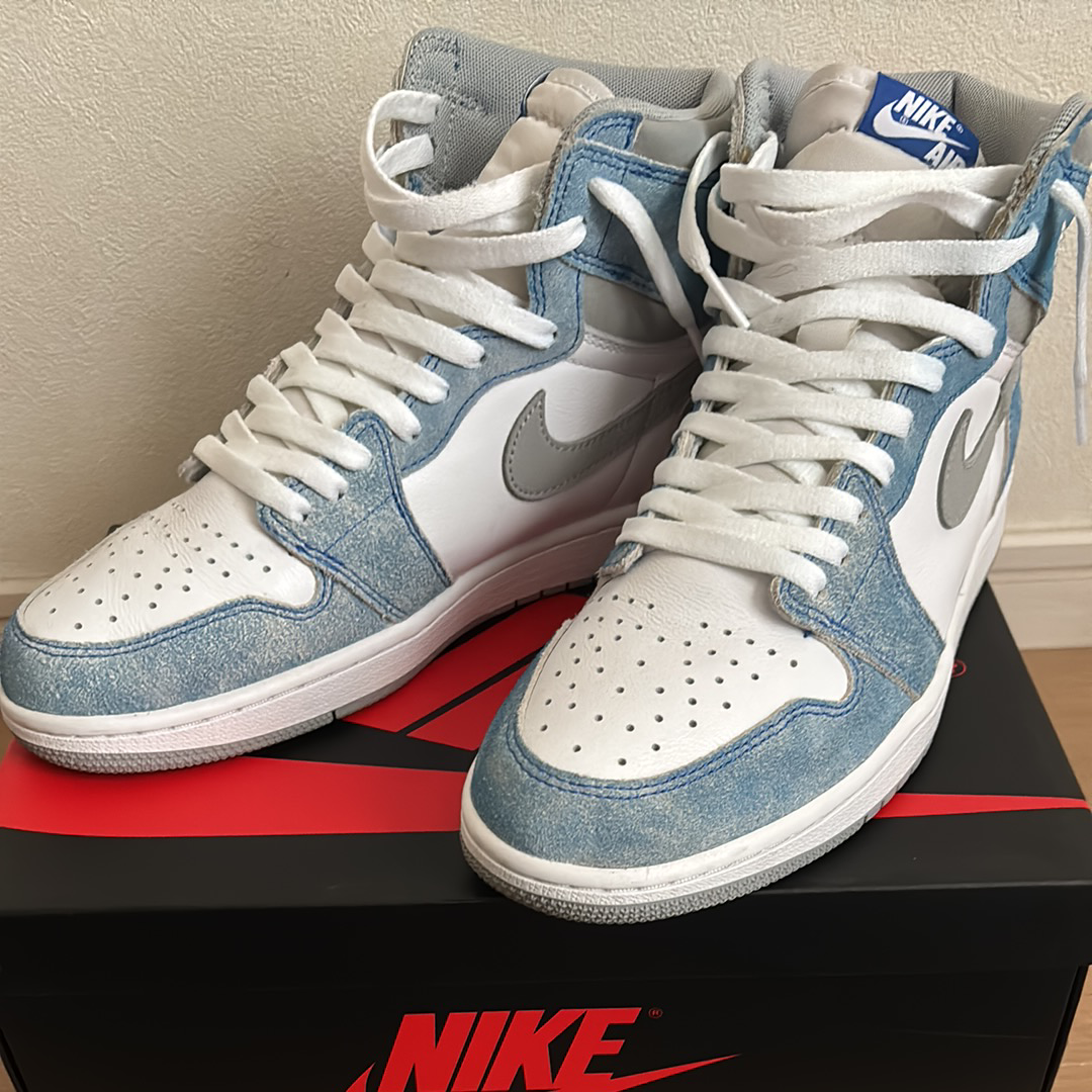 Nike Air Jordan 1 High OG "Hyper Royal"