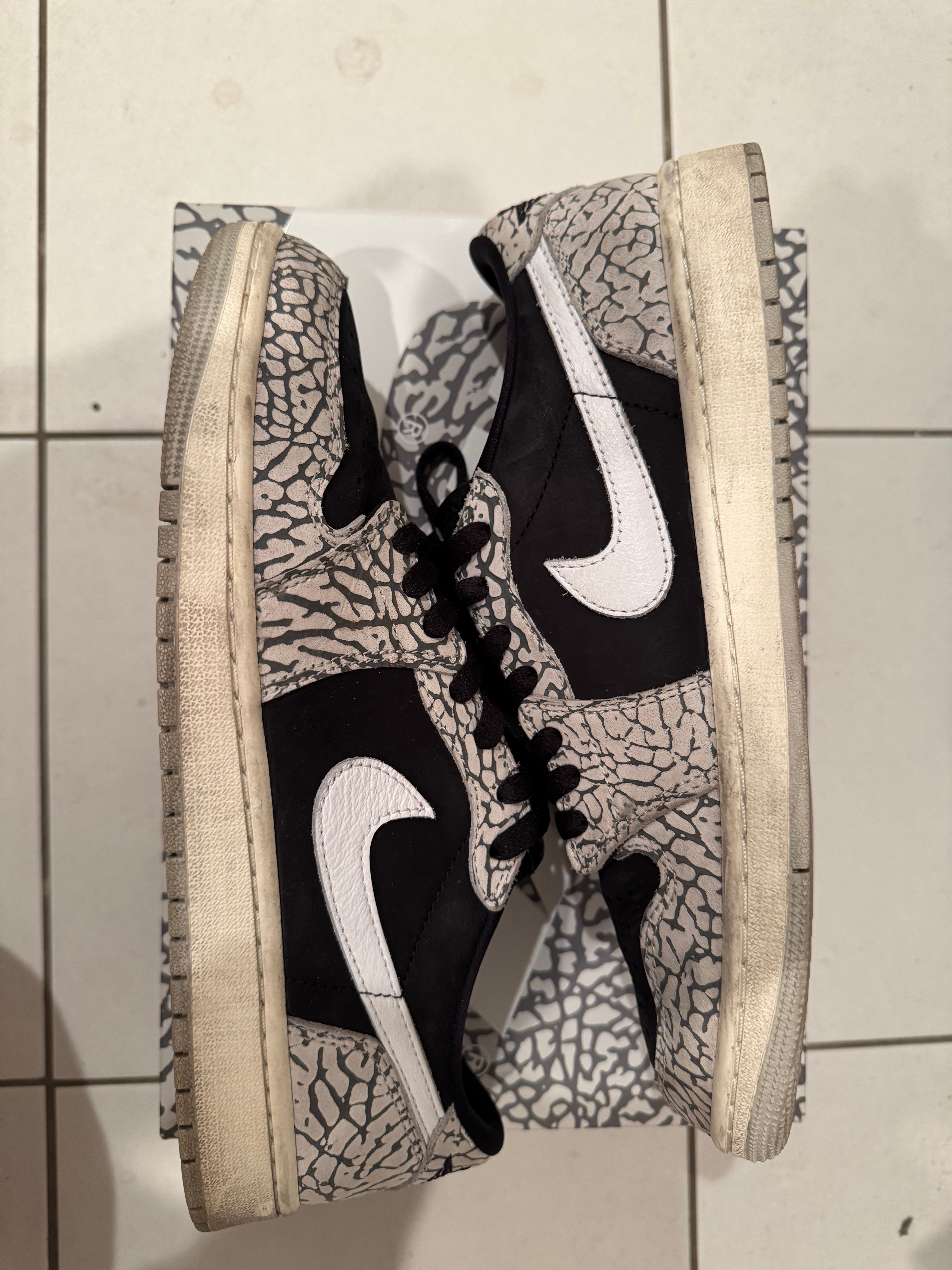 Nike Air Jordan 1 Retro Low OG "Black Cement"