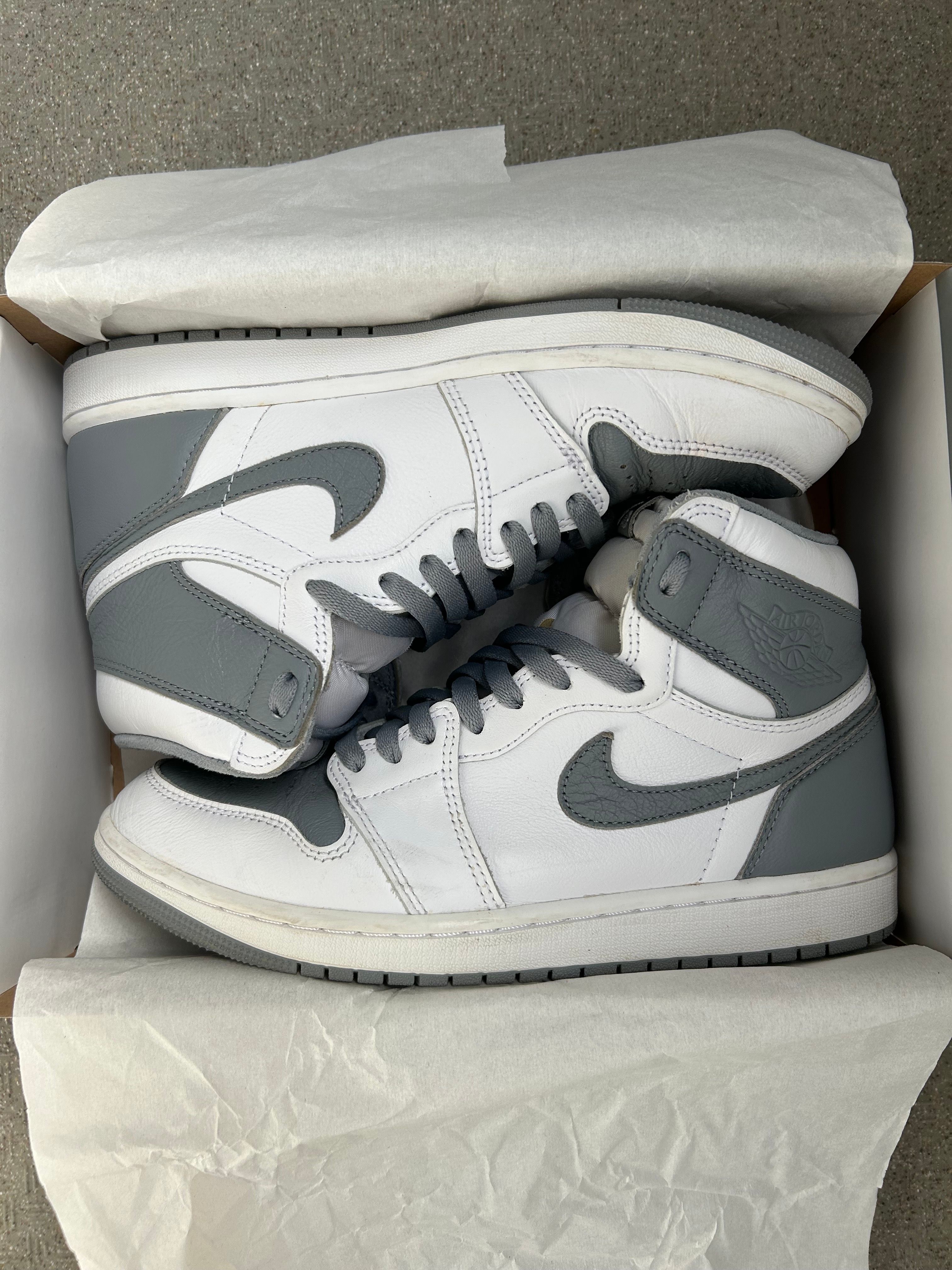 Nike Air Jordan 1 High OG "Stealth"