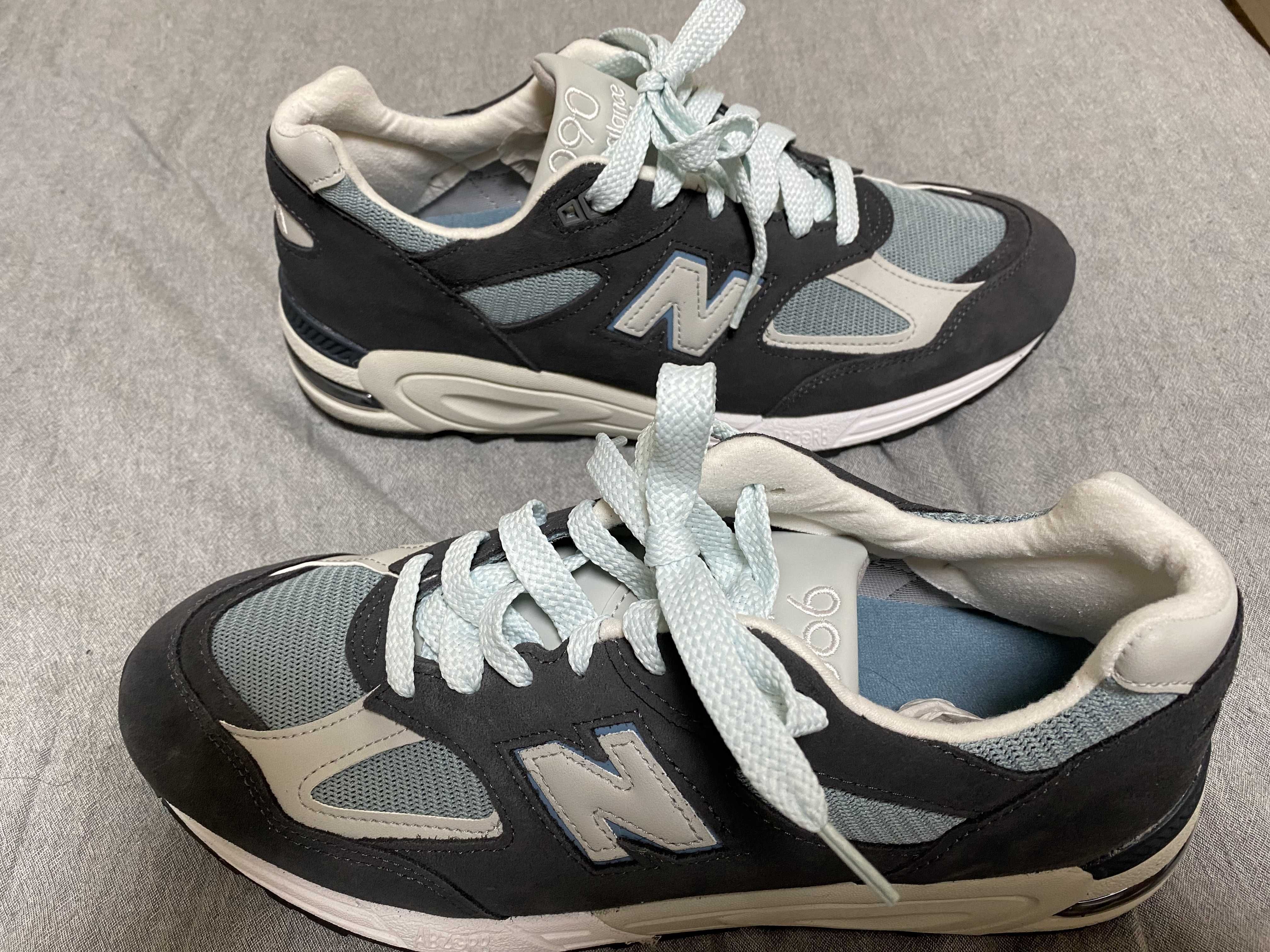 KITH Ronnie Fieg × New Balance 990V2 "Steel Blue"