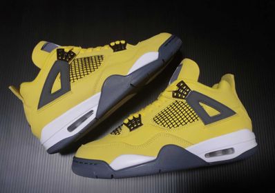 Nike Air Jordan 4 "Tour Yellow"