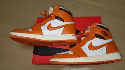 Nike Women's Air Jordan 1 High OG "Starfish"