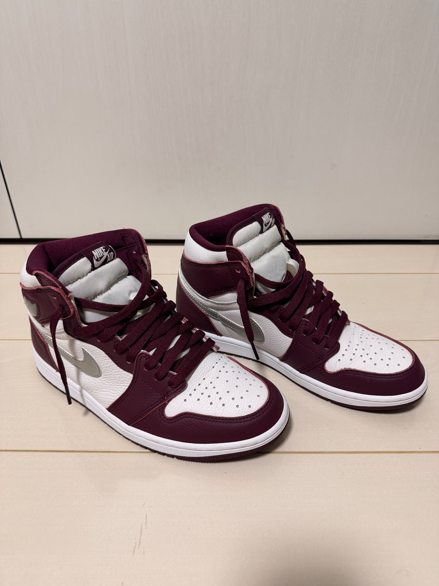 Nike Air Jordan 1 High OG "Bordeaux"