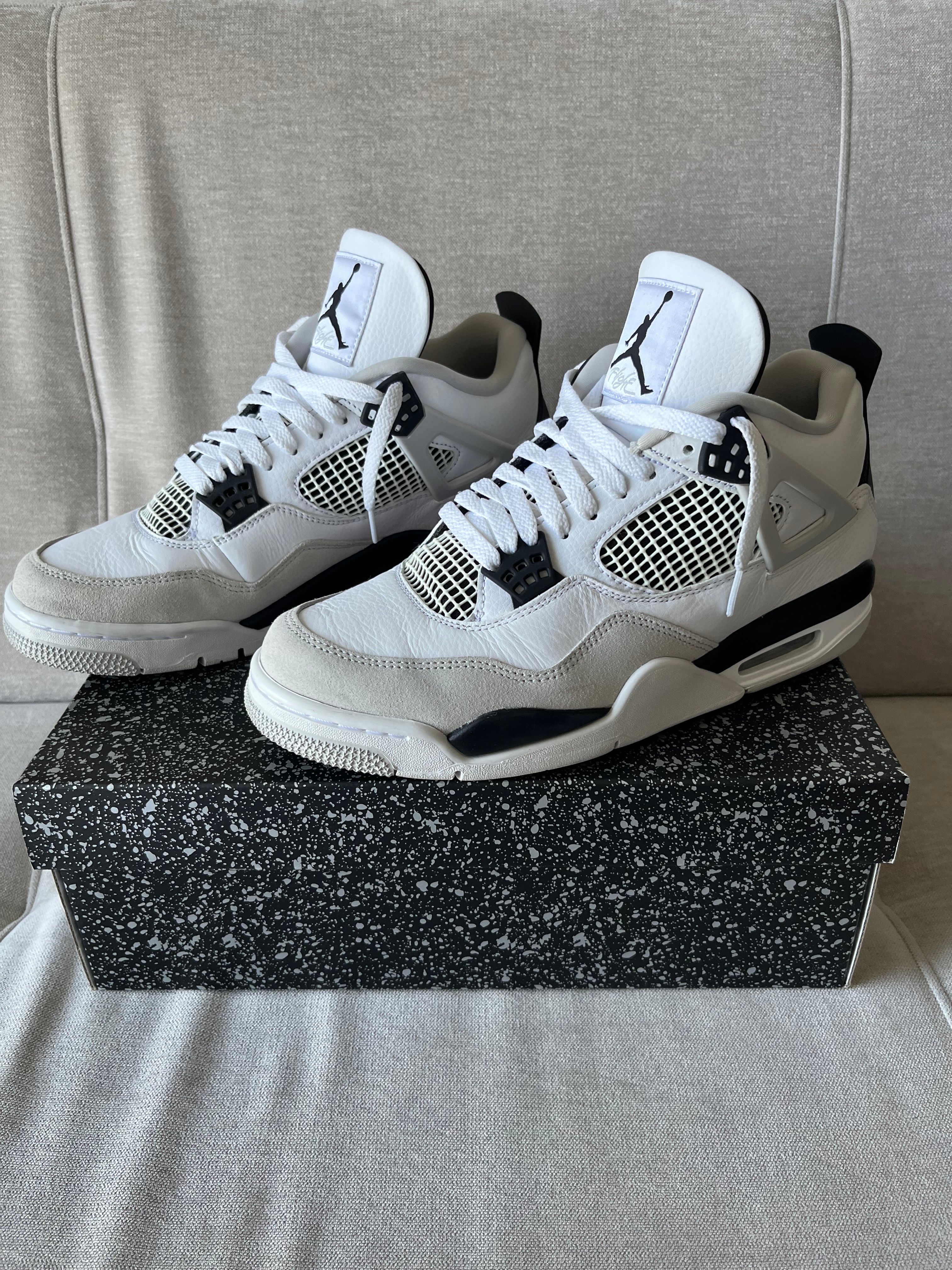 Nike Air Jordan 4 "Military Black"