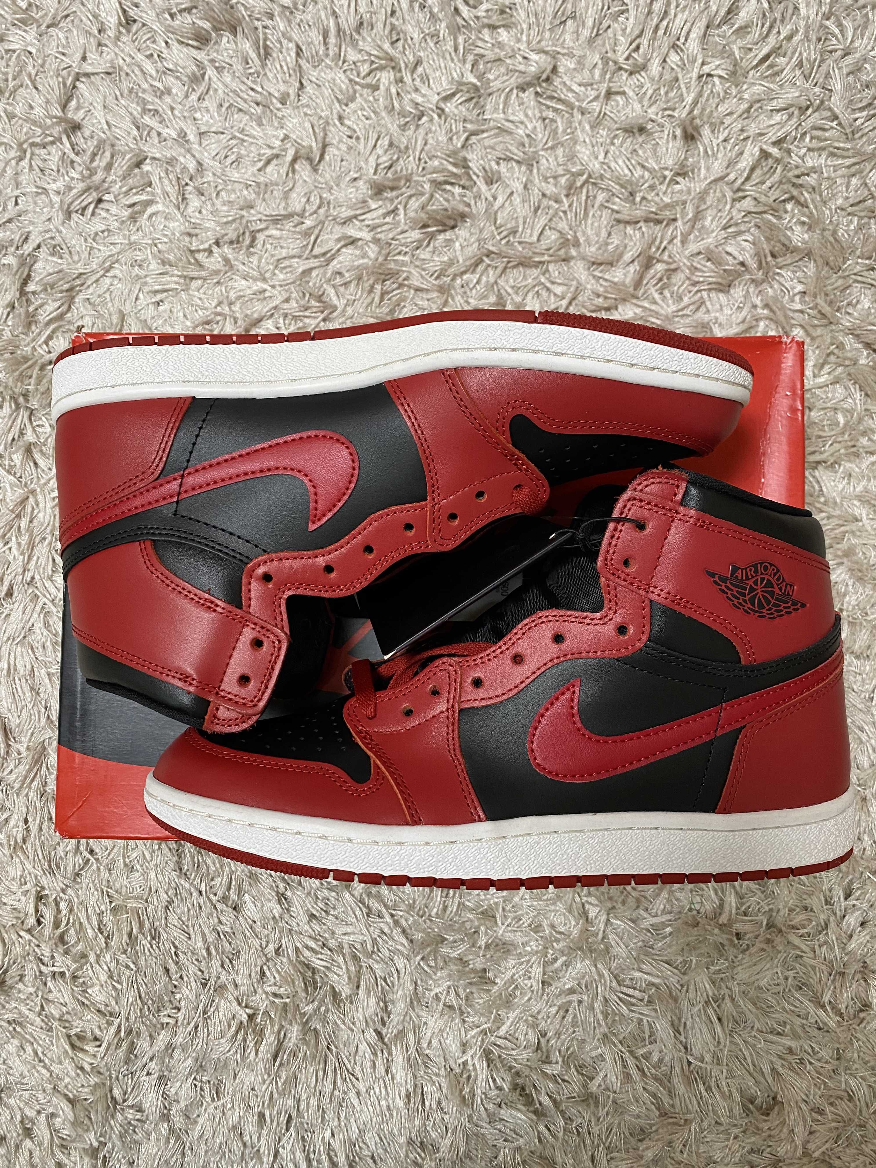 Nike Air Jordan 1 High ’85 "Varsity Red"