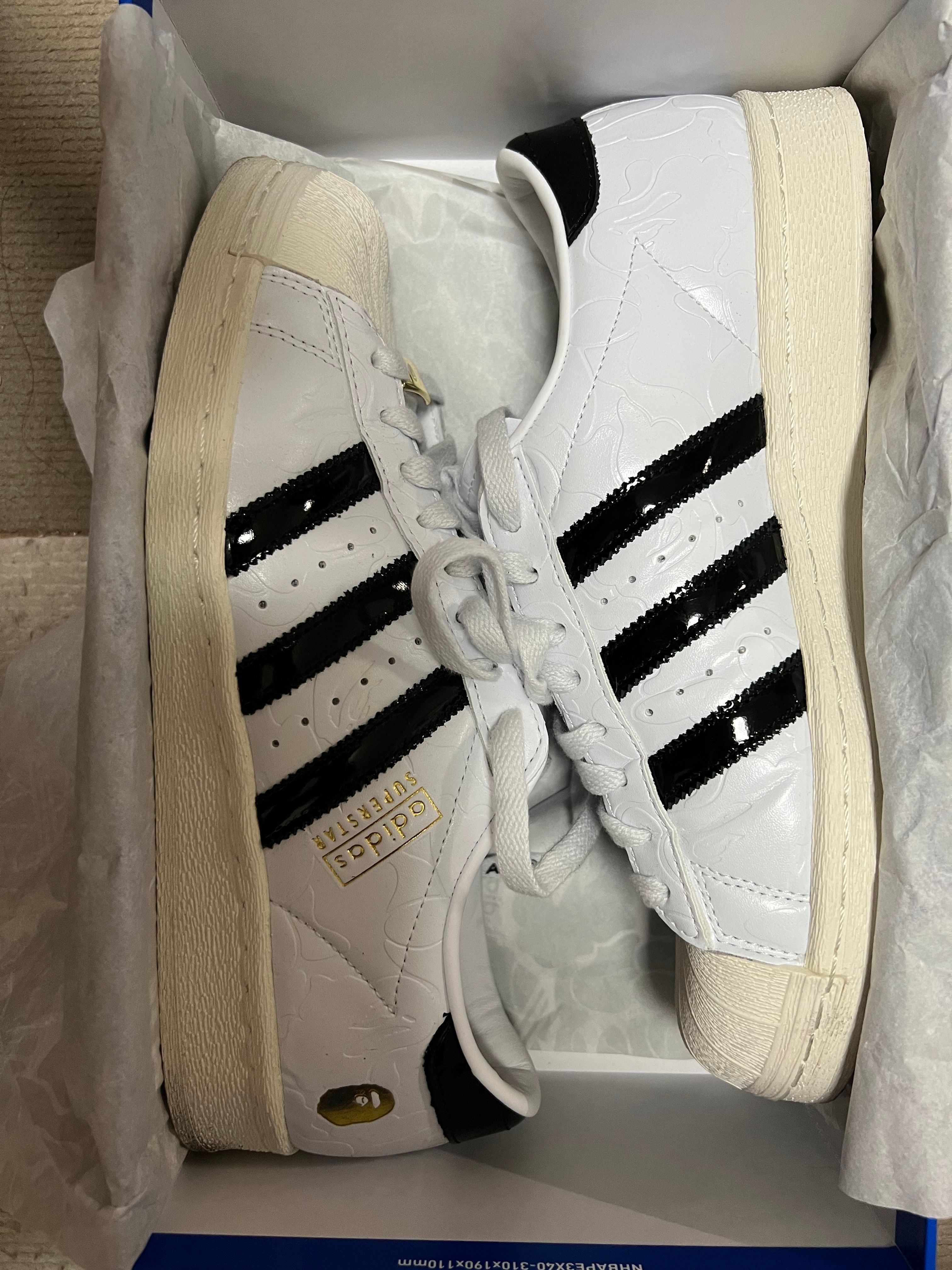 A BATHING APE × adidas Superstar V "Footwear White/Core Black/Gold Metallic"