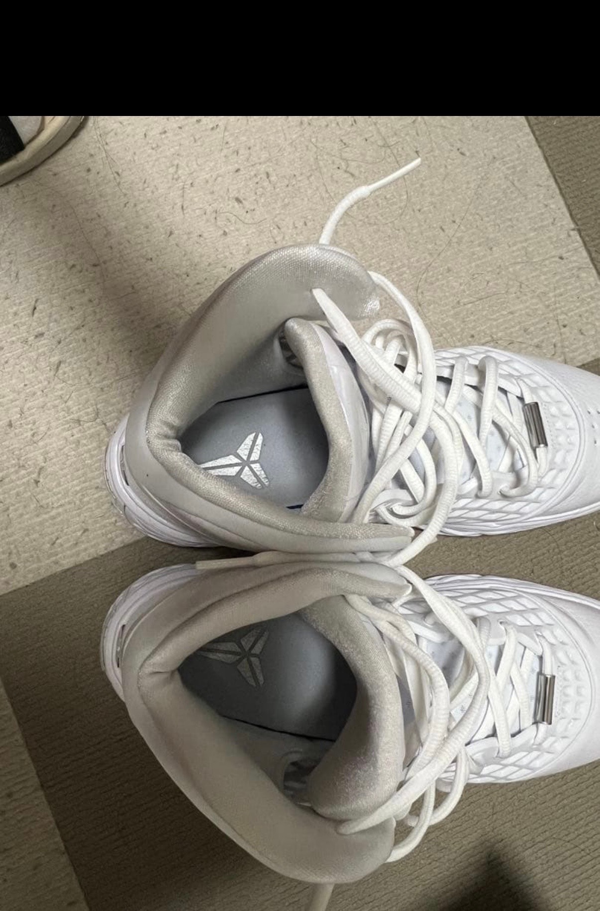 ナイキ コービー3 プロトロ "ヘイロー" (HM4351-100/HQ9153-100)