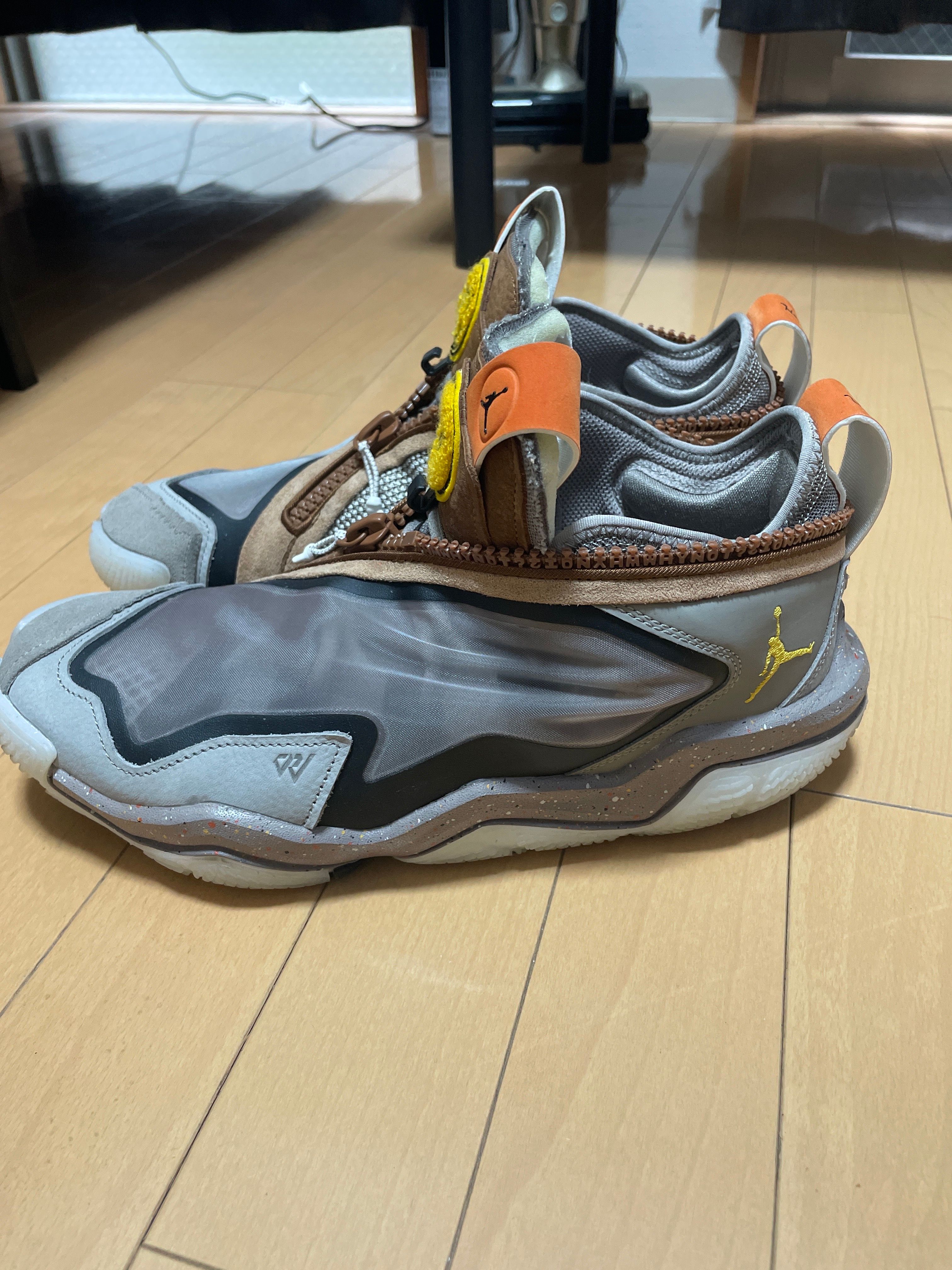 Honor The Gift® × Nike Jordan Why Not .6 "Moon Fossil"