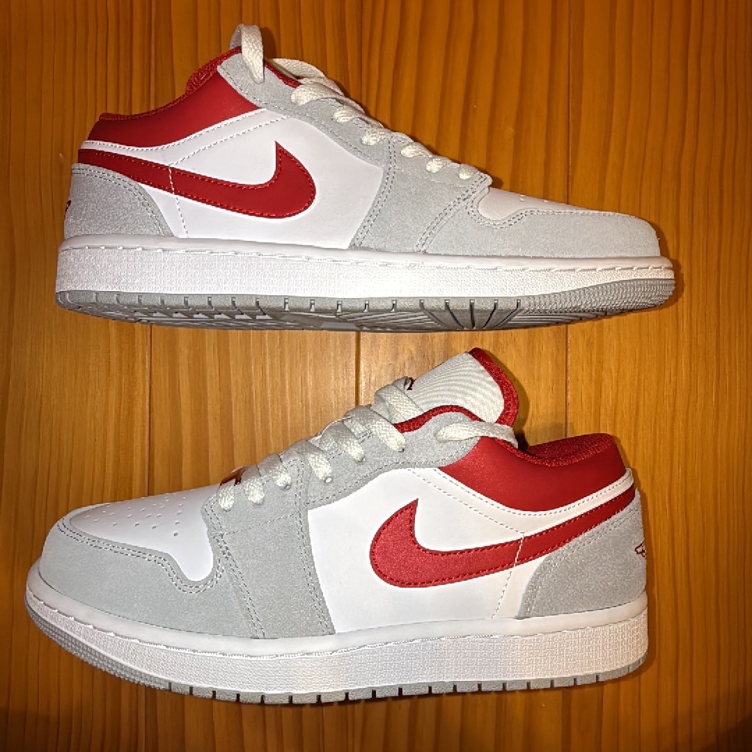 Nike Air Jordan 1 Low SE "White/Grey/Red"