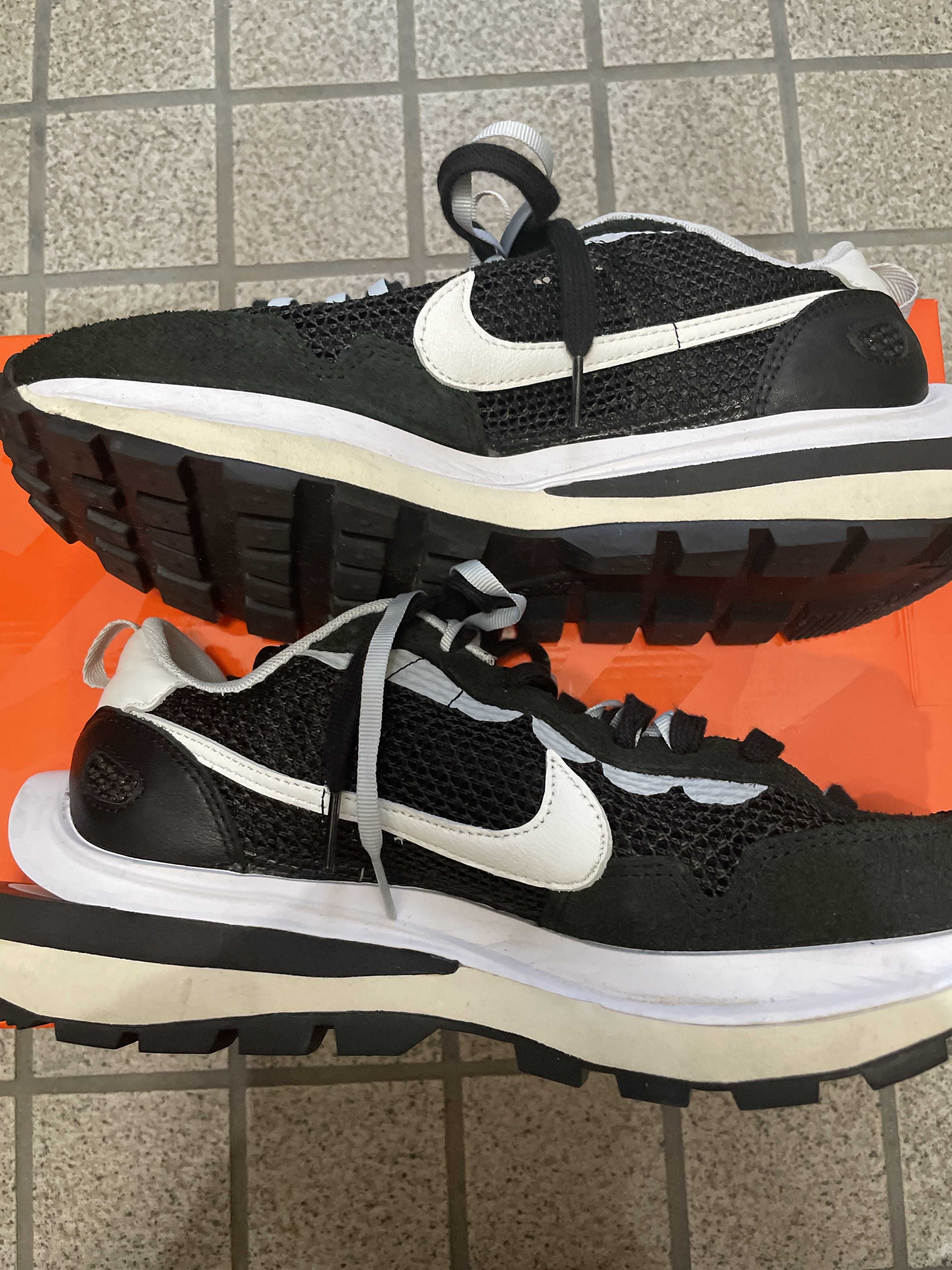 sacai × Nike Vapor Waffle "Black and White"