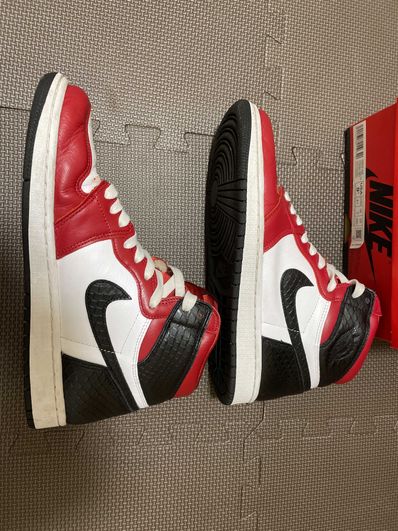 Nike Women's Air Jordan 1 High OG "Satin Red"