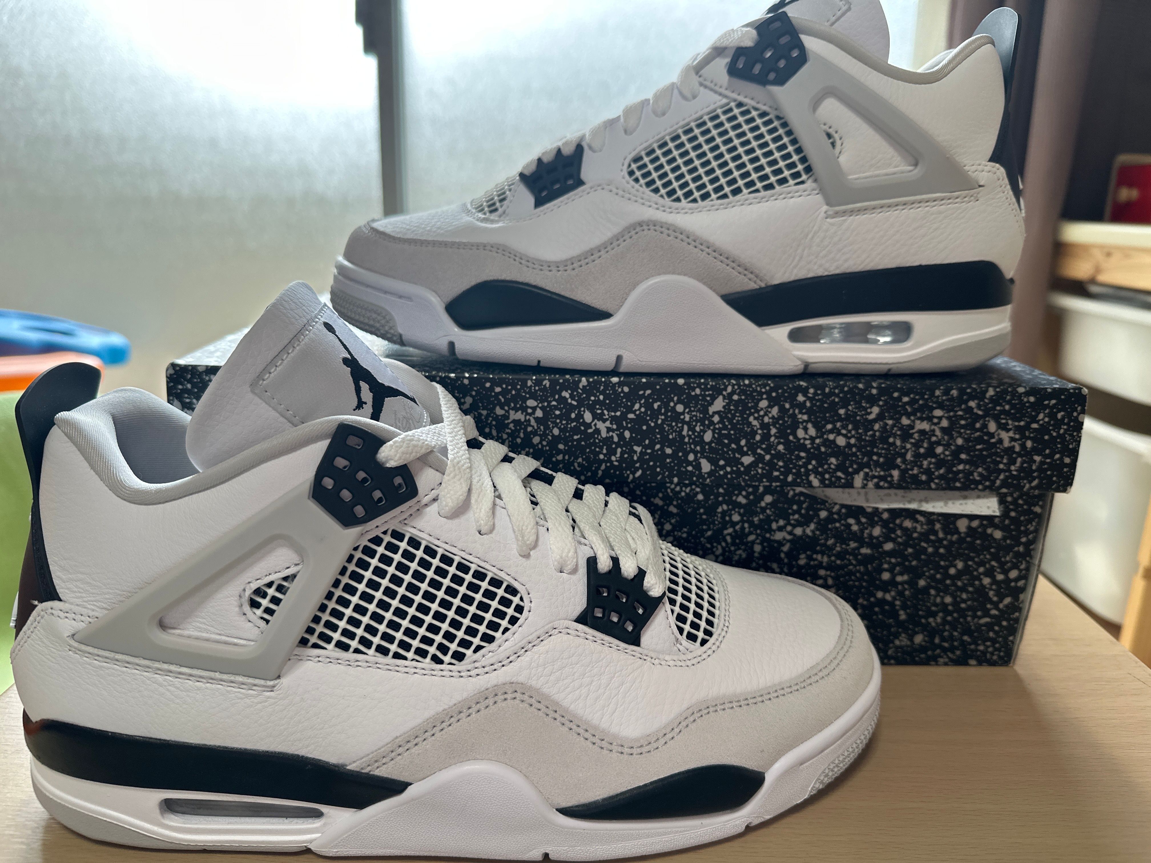 Nike Air Jordan 4 "Military Black"