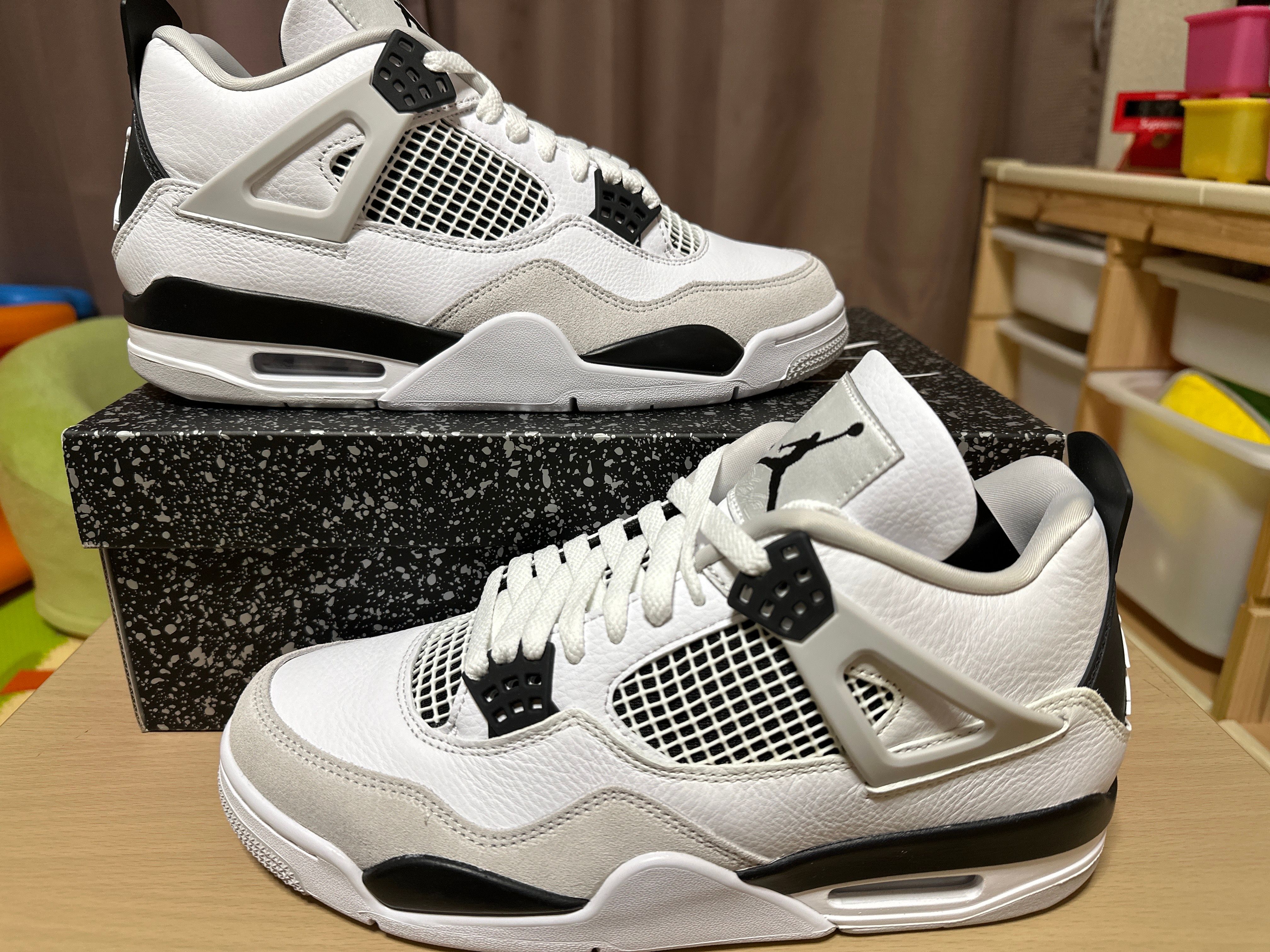 Nike Air Jordan 4 "Military Black"