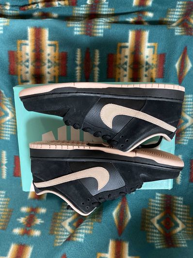 Nike SB Dunk Low PRO "Black/Washed Coral"