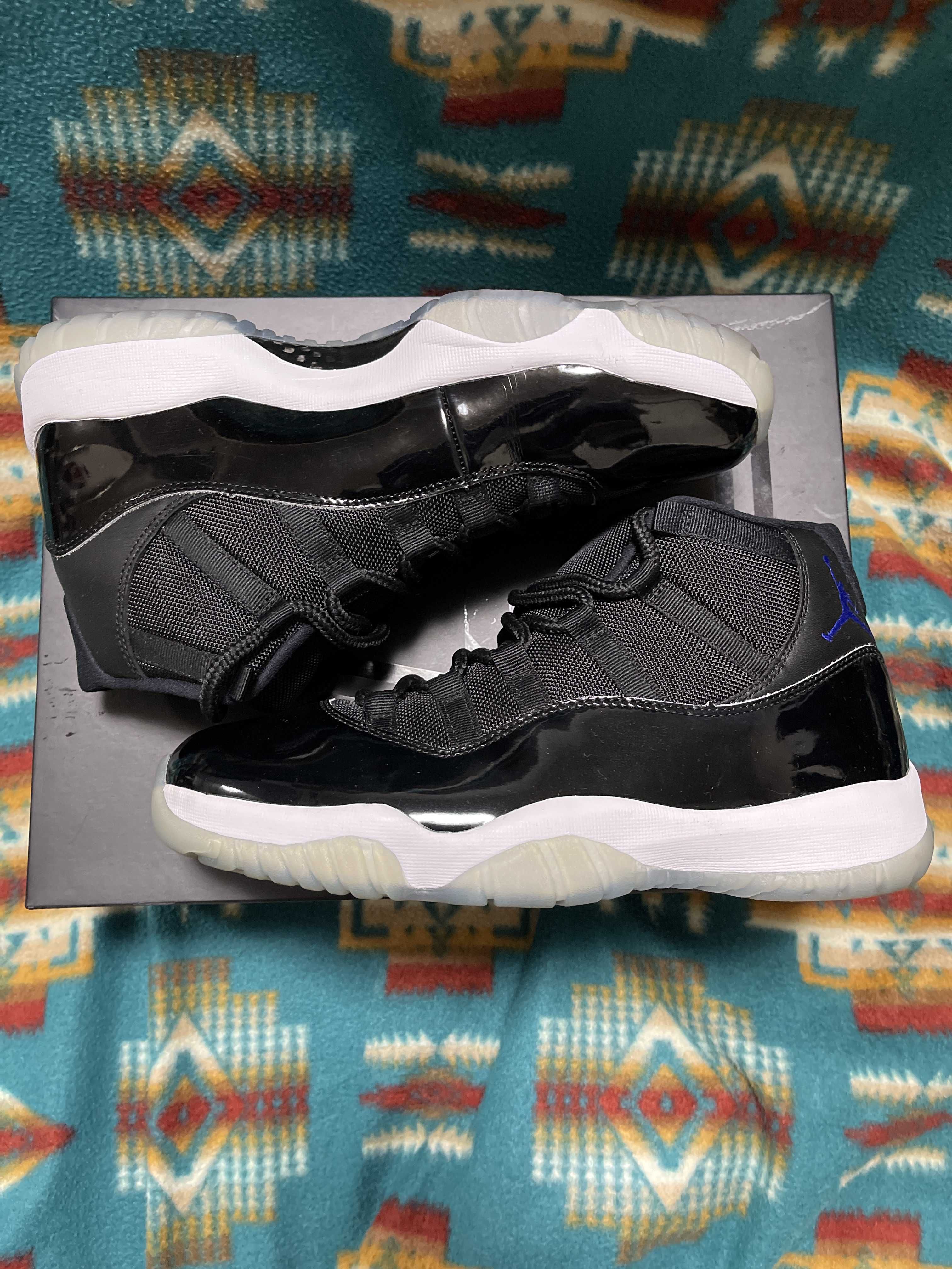 Nike Air Jordan 11 Retro "Space Jam" (2016)