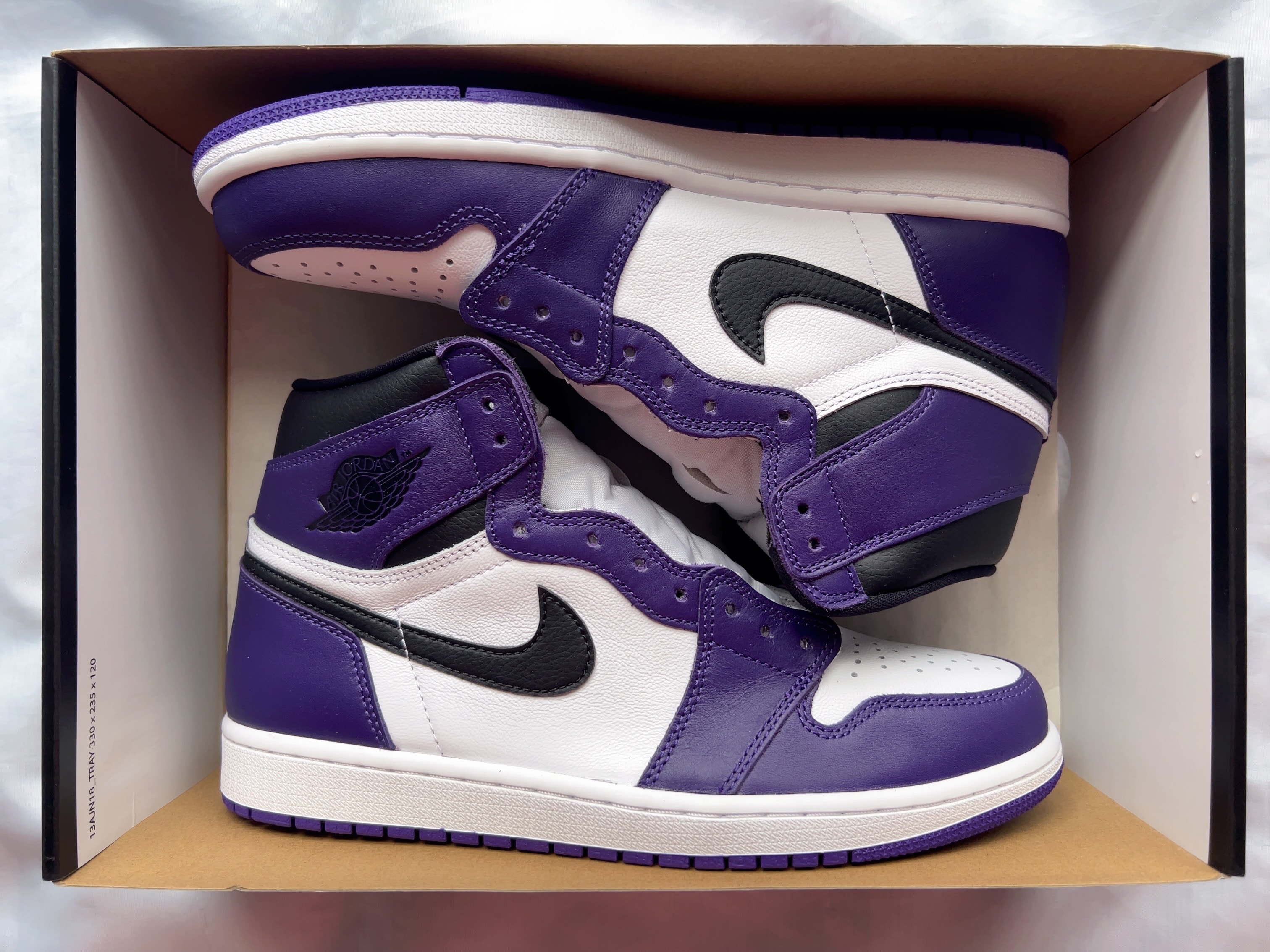 Nike Air Jordan 1 Retro High OG "Court Purple" (2018)