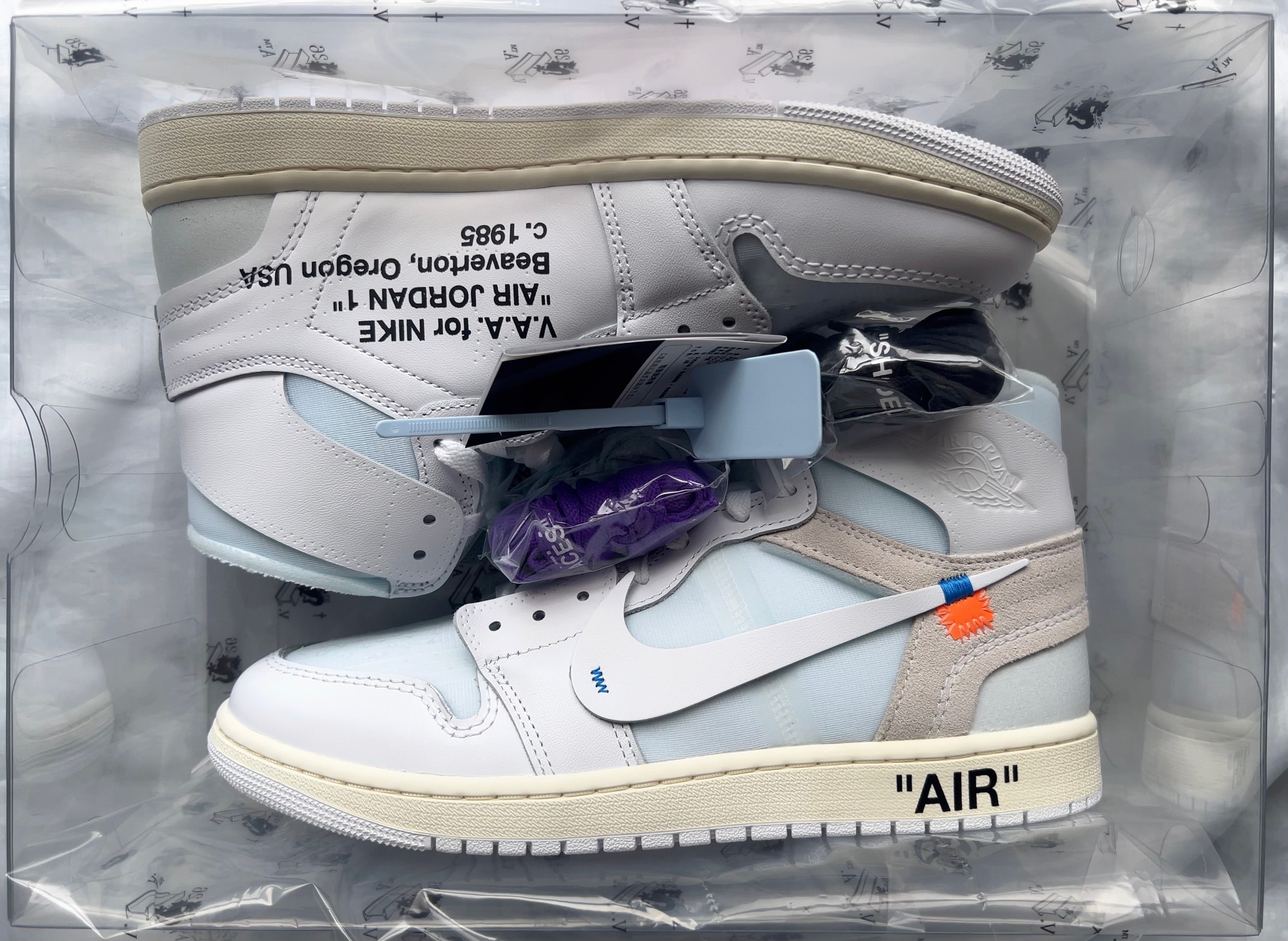 Virgil Abloh Archive (V.A.A.) × Nike Air Jordan 1 Retro High OG "Alaska"