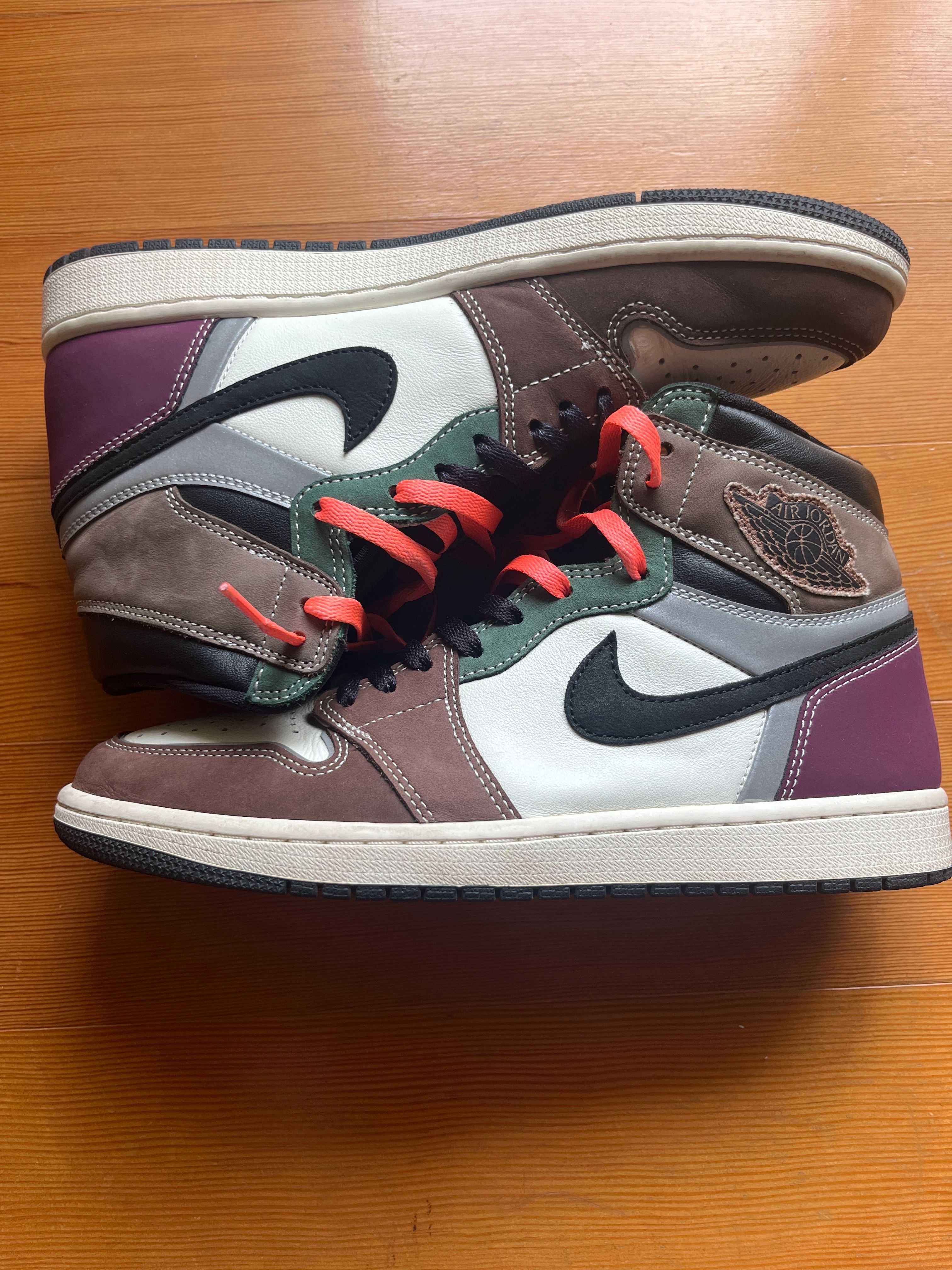 Nike Air Jordan 1 High OG "Hand Crafted"