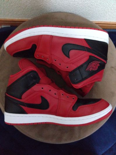 Nike Air Jordan 1 Mid "Reverse Bred"