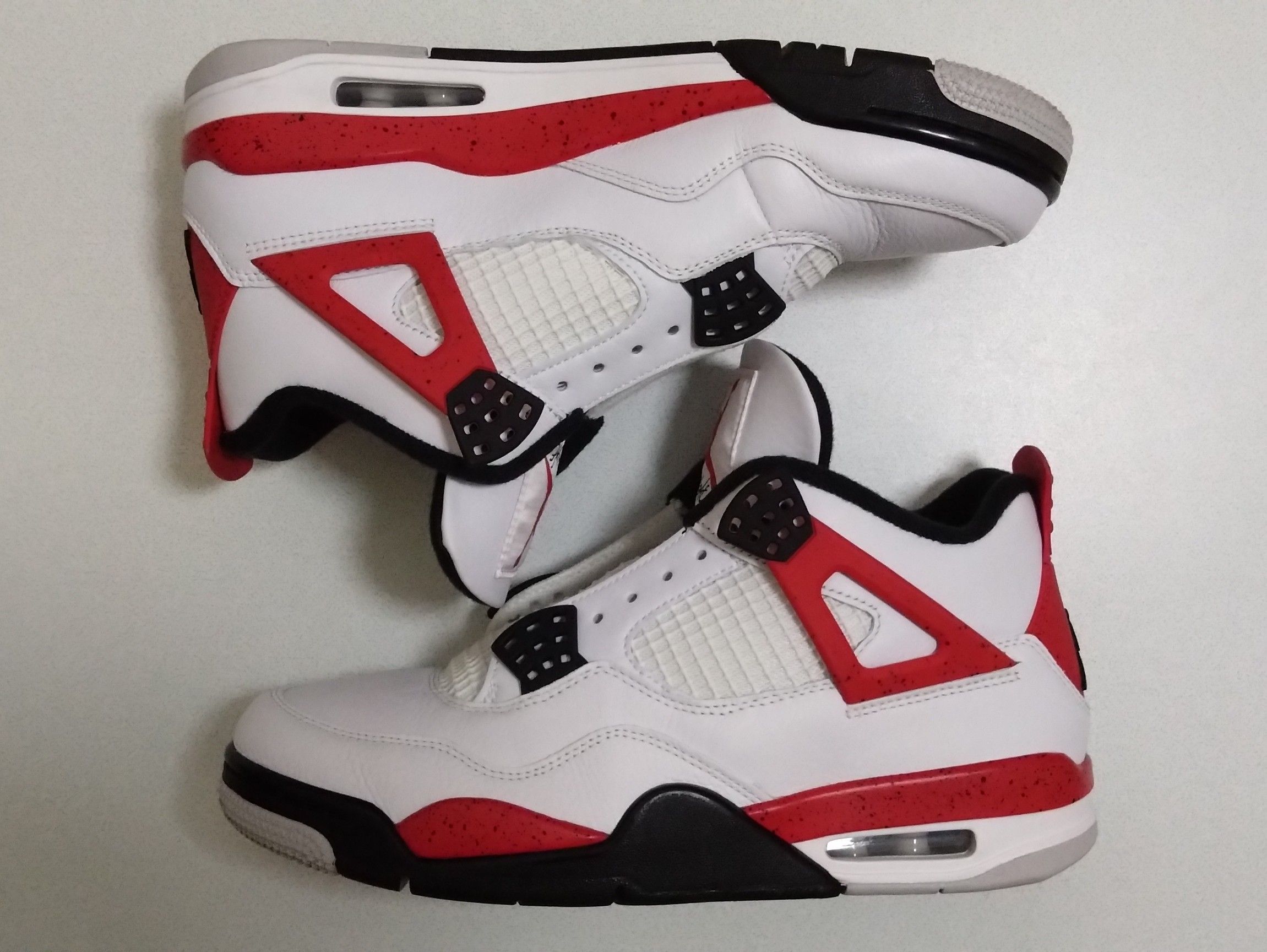 Nike Air Jordan 4 Retro "Red Cement"
