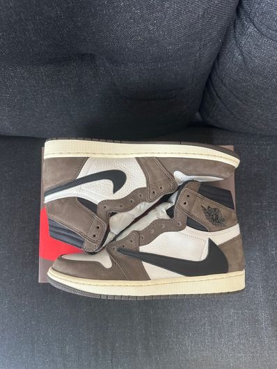 Travis Scott × Nike Air Jordan 1 Retro High OG TS SP "Sail/Dark Mocha"