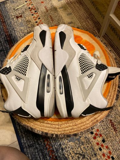 Nike Air Jordan 4 "Military Black"