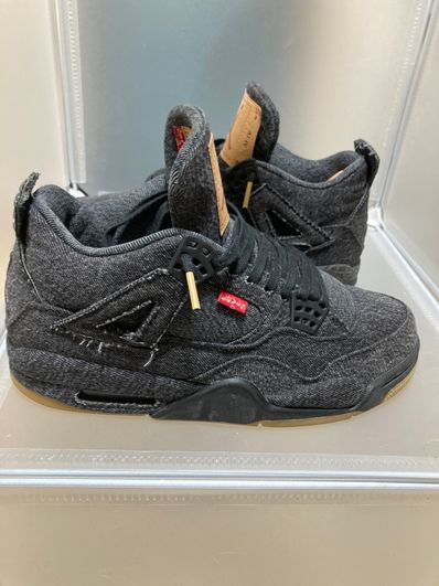 Nike × Levi's Air Jordan 4 "Black Denim" (Tag: LEVIS®)