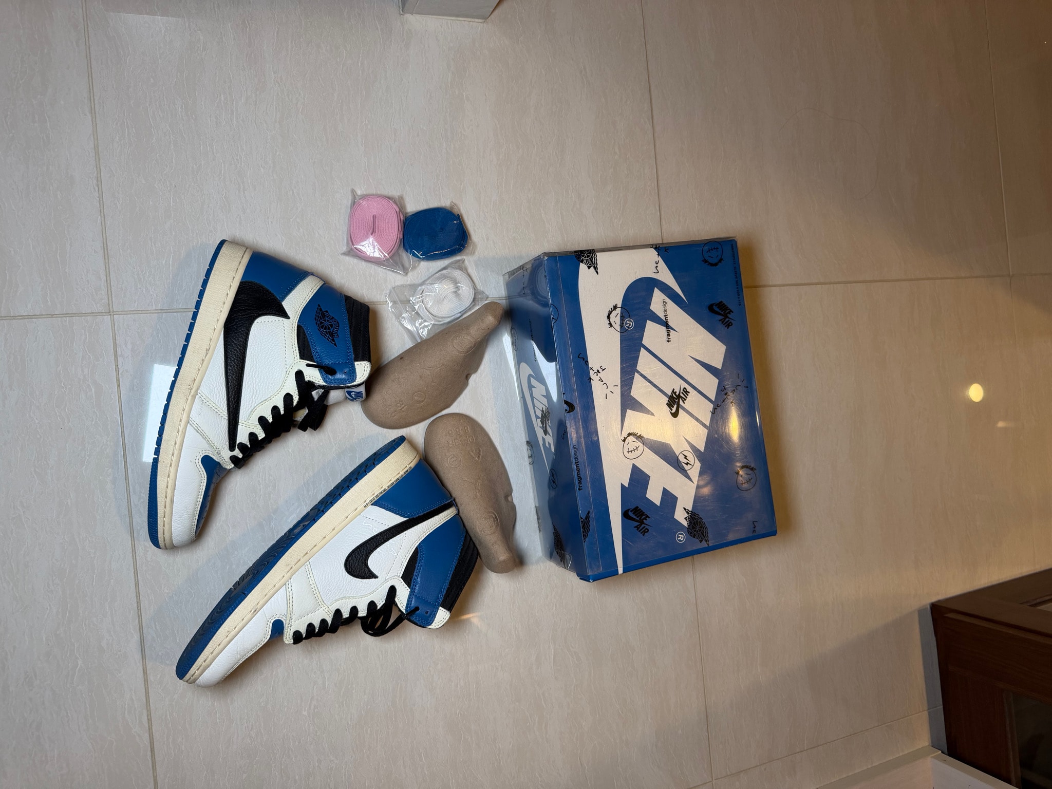 Travis Scott × fragment design × Nike Air Jordan 1 Retro High OG SP "Military Blue"