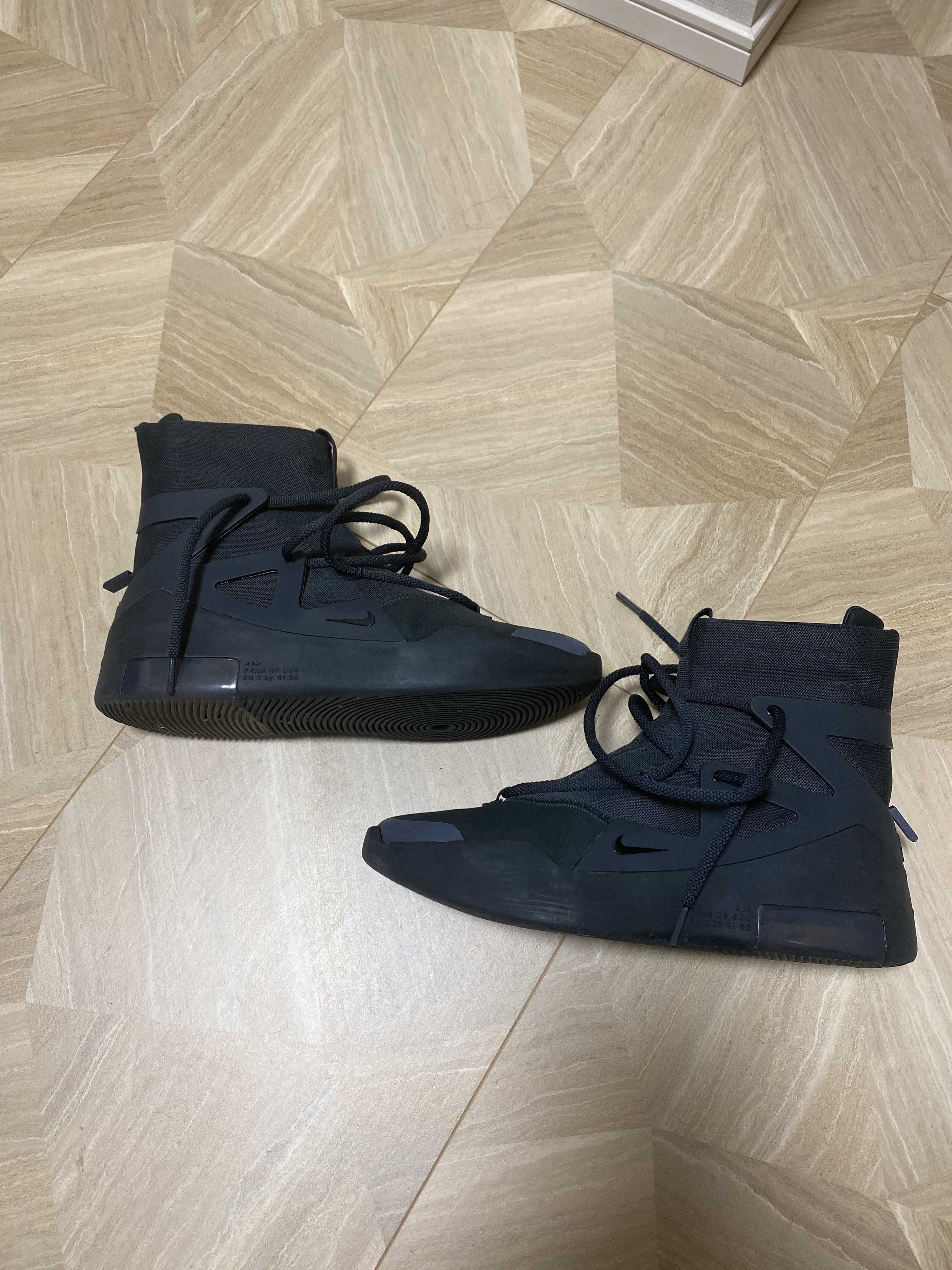 Fear Of God × Nike Air  1 "Triple Black"