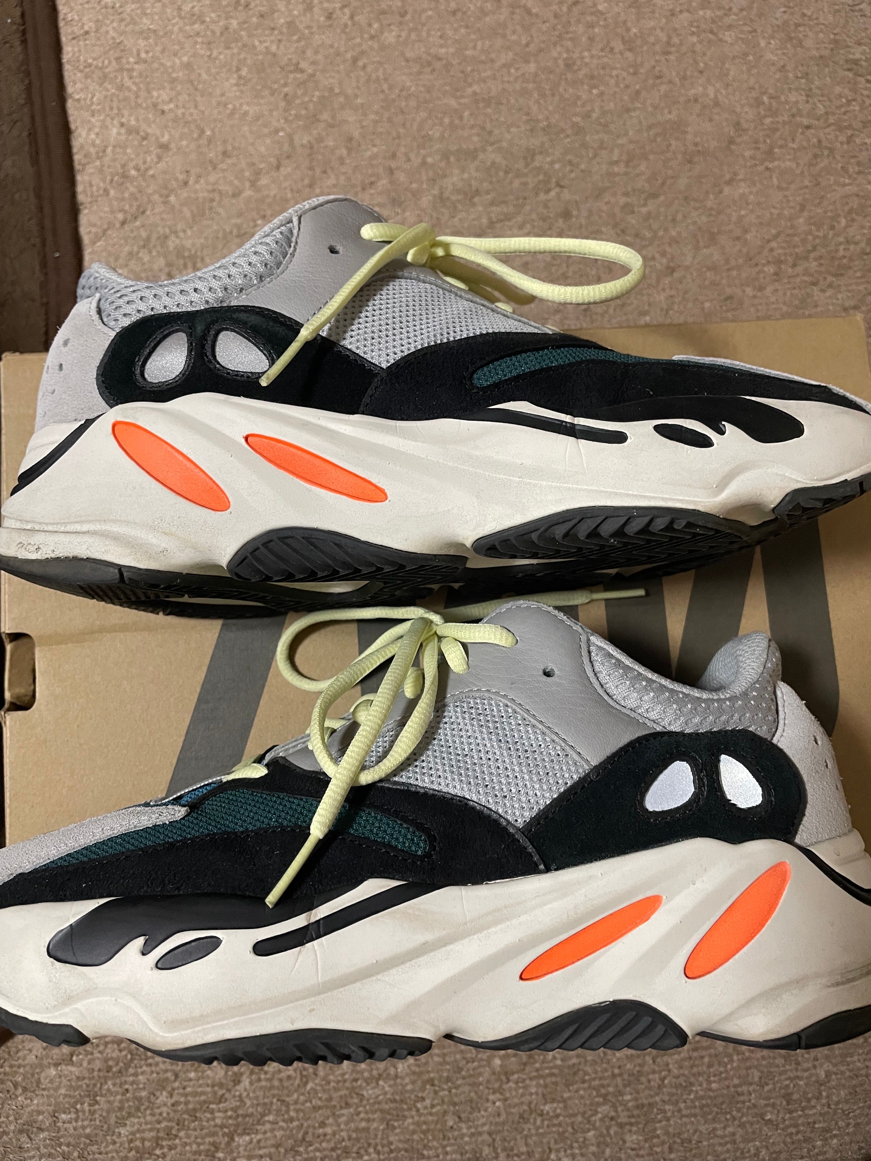 adidas YEEZY Boost 700 "Wave Runner"