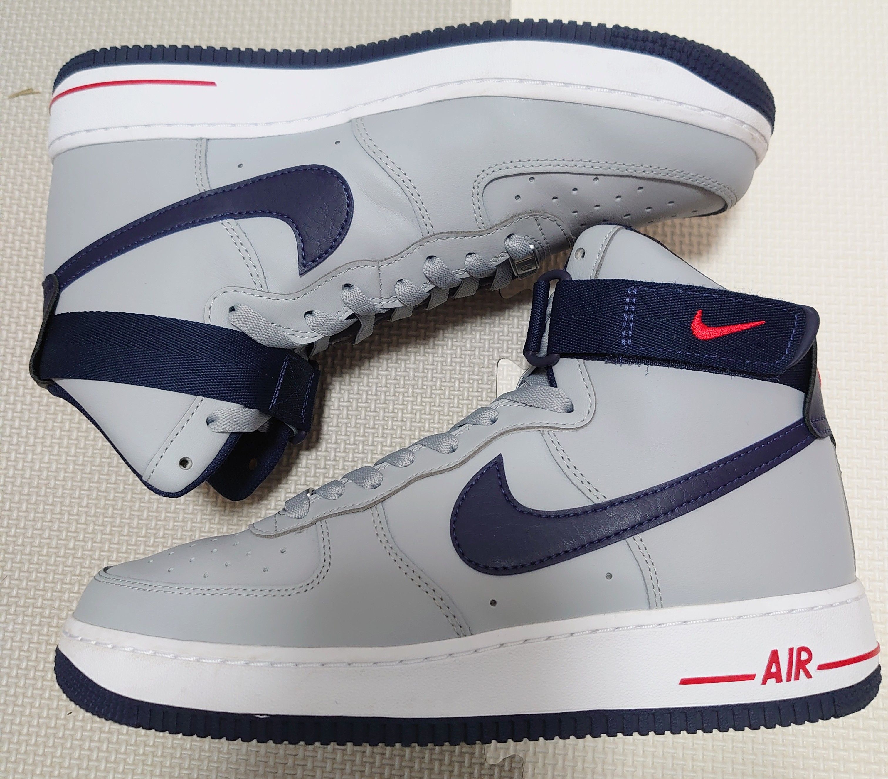 Nike Women's Air Force 1 High "New England"